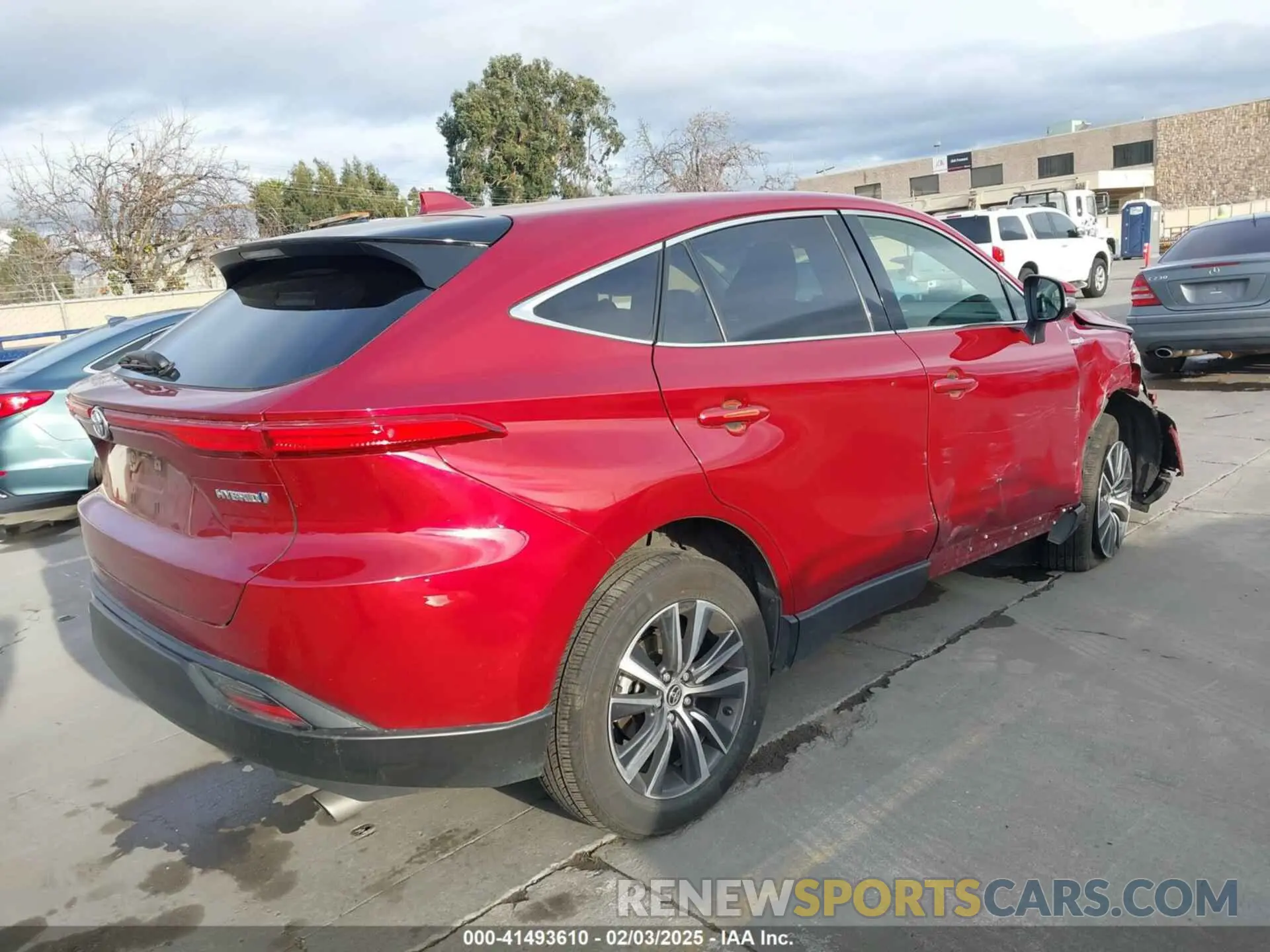 4 Photograph of a damaged car JTEAAAAH7NJ106597 TOYOTA VENZA 2022