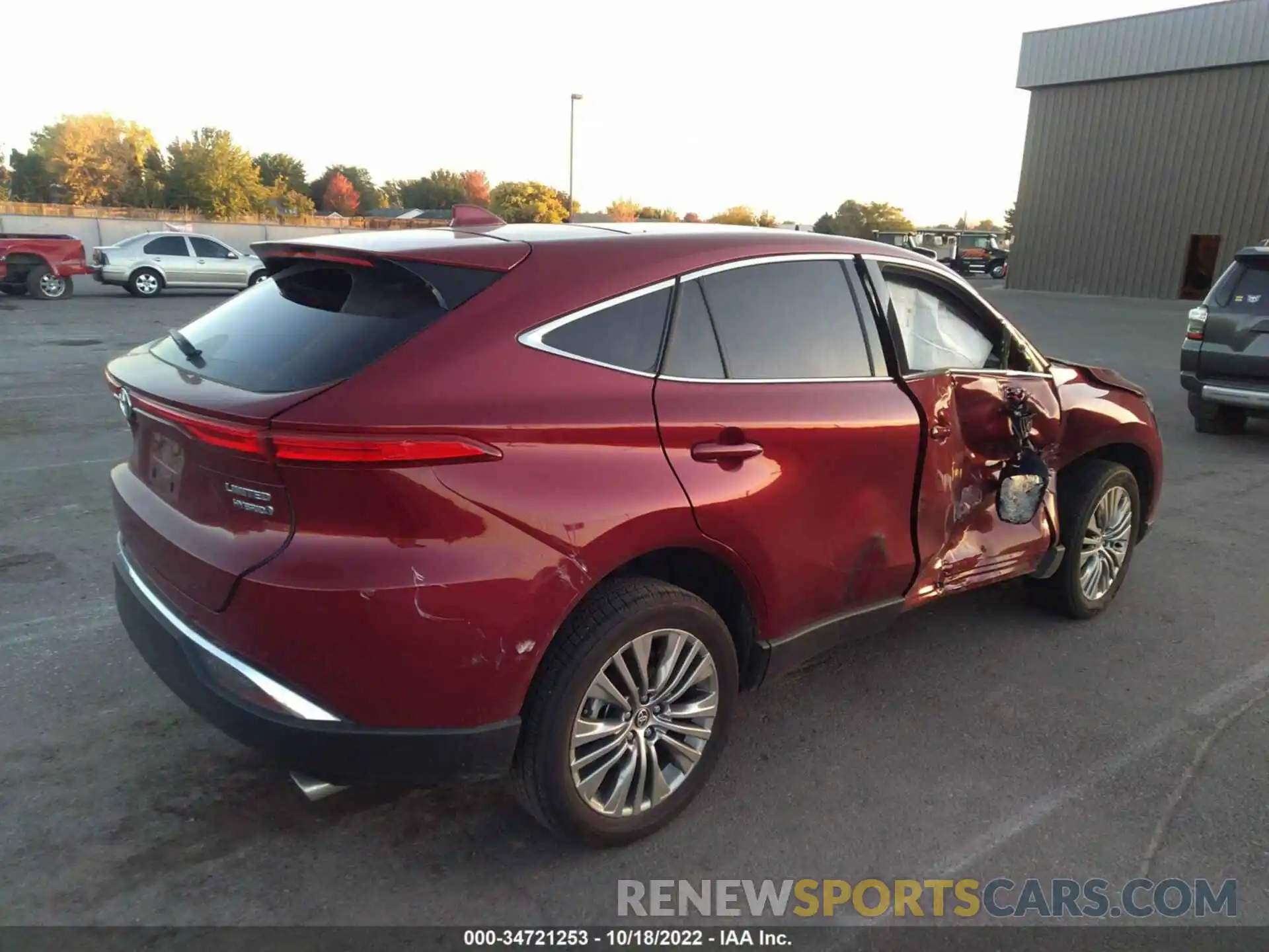 4 Photograph of a damaged car JTEAAAAH8NJ087896 TOYOTA VENZA 2022