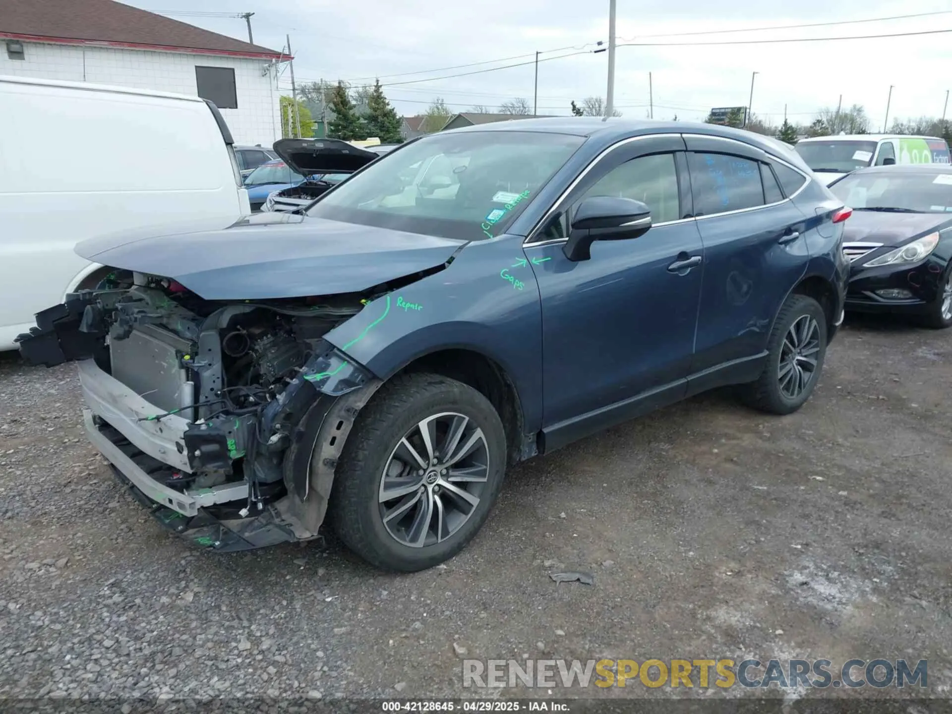 2 Photograph of a damaged car JTEAAAAH8NJ092371 TOYOTA VENZA 2022