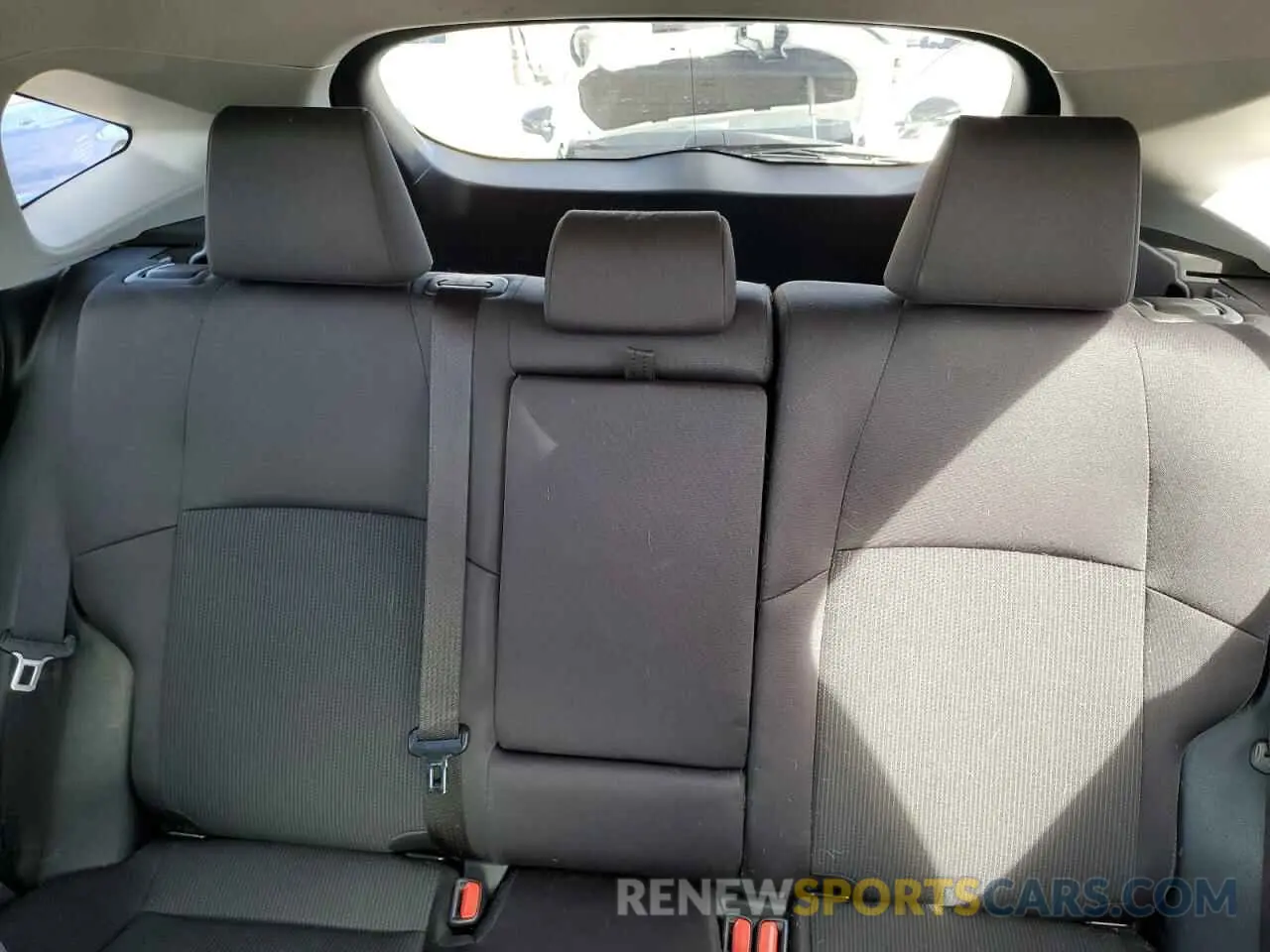 10 Photograph of a damaged car JTEAAAAH8NJ105880 TOYOTA VENZA 2022