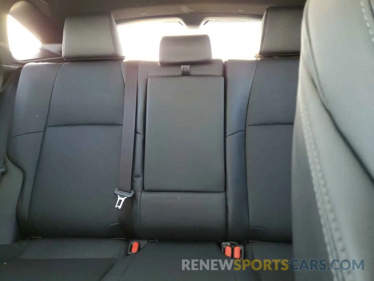 10 Photograph of a damaged car JTEAAAAH9NJ087356 TOYOTA VENZA 2022