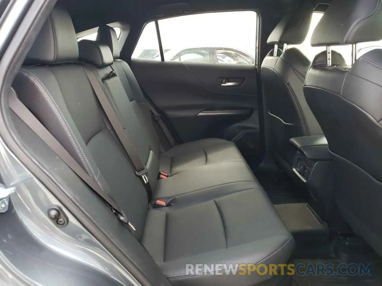 11 Photograph of a damaged car JTEAAAAH9NJ089866 TOYOTA VENZA 2022