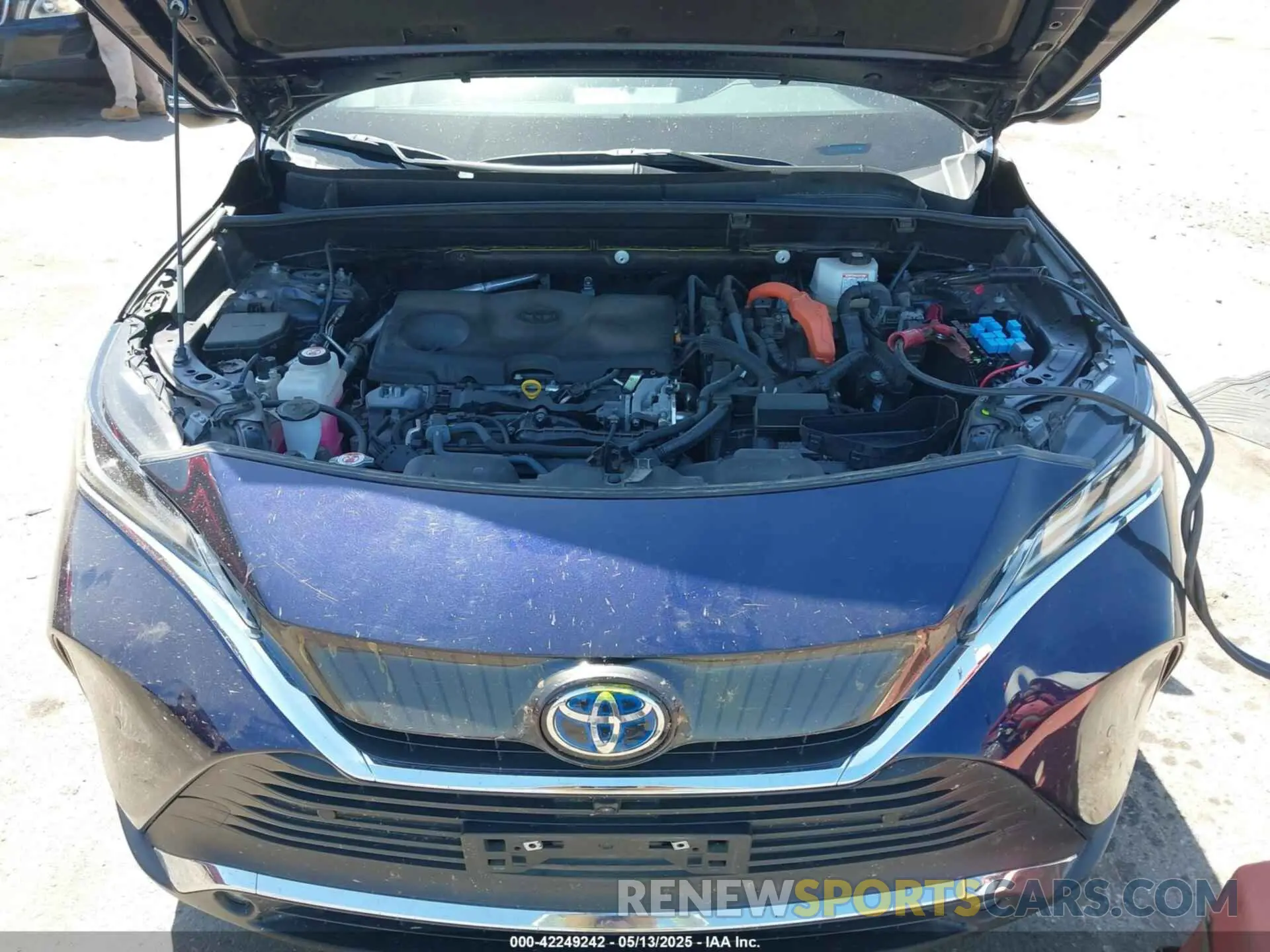 10 Photograph of a damaged car JTEAAAAH9NJ091682 TOYOTA VENZA 2022