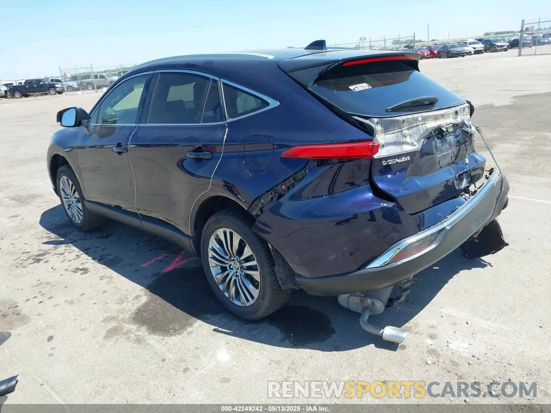 3 Photograph of a damaged car JTEAAAAH9NJ091682 TOYOTA VENZA 2022