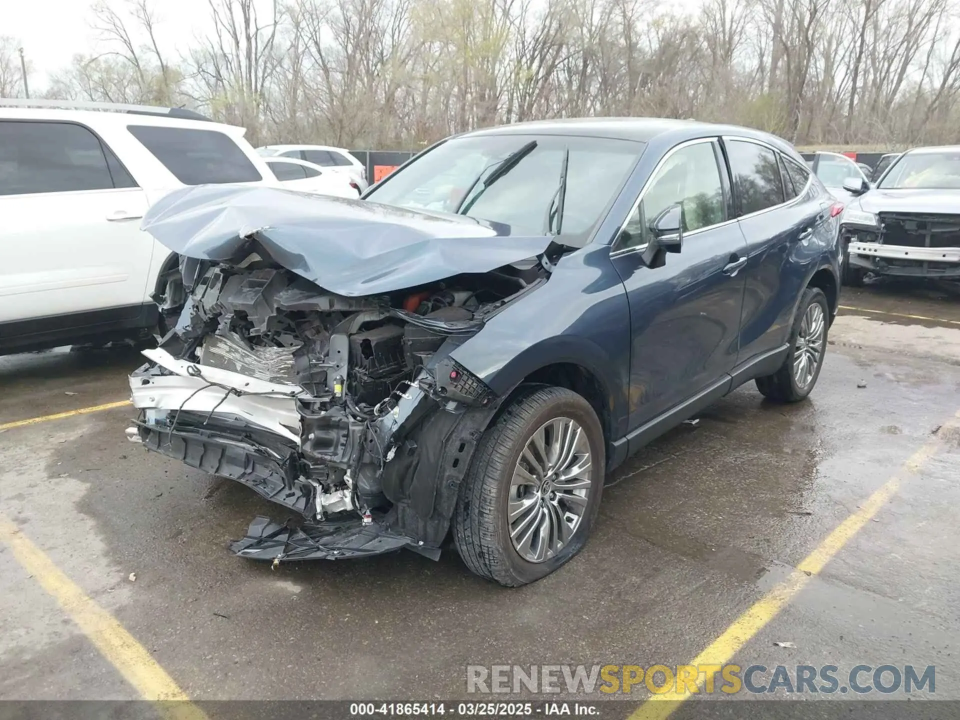 2 Photograph of a damaged car JTEAAAAH9NJ094694 TOYOTA VENZA 2022
