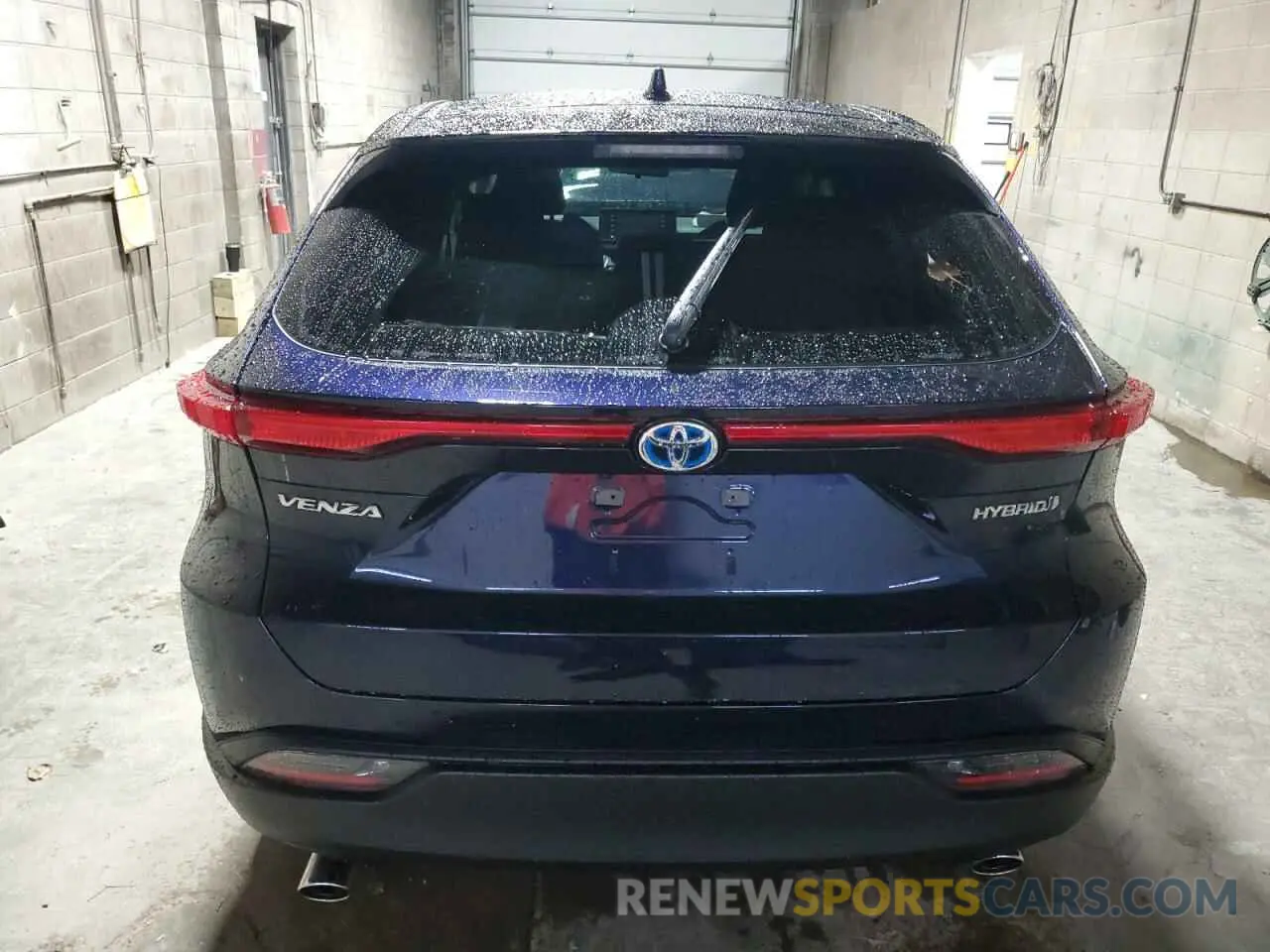 6 Photograph of a damaged car JTEAAAAH9NJ099426 TOYOTA VENZA 2022