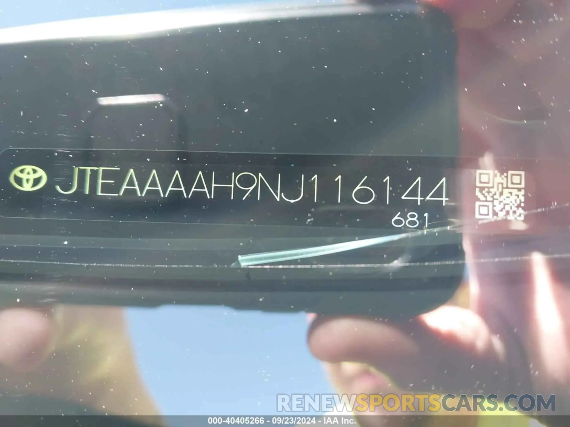 9 Photograph of a damaged car JTEAAAAH9NJ116144 TOYOTA VENZA 2022
