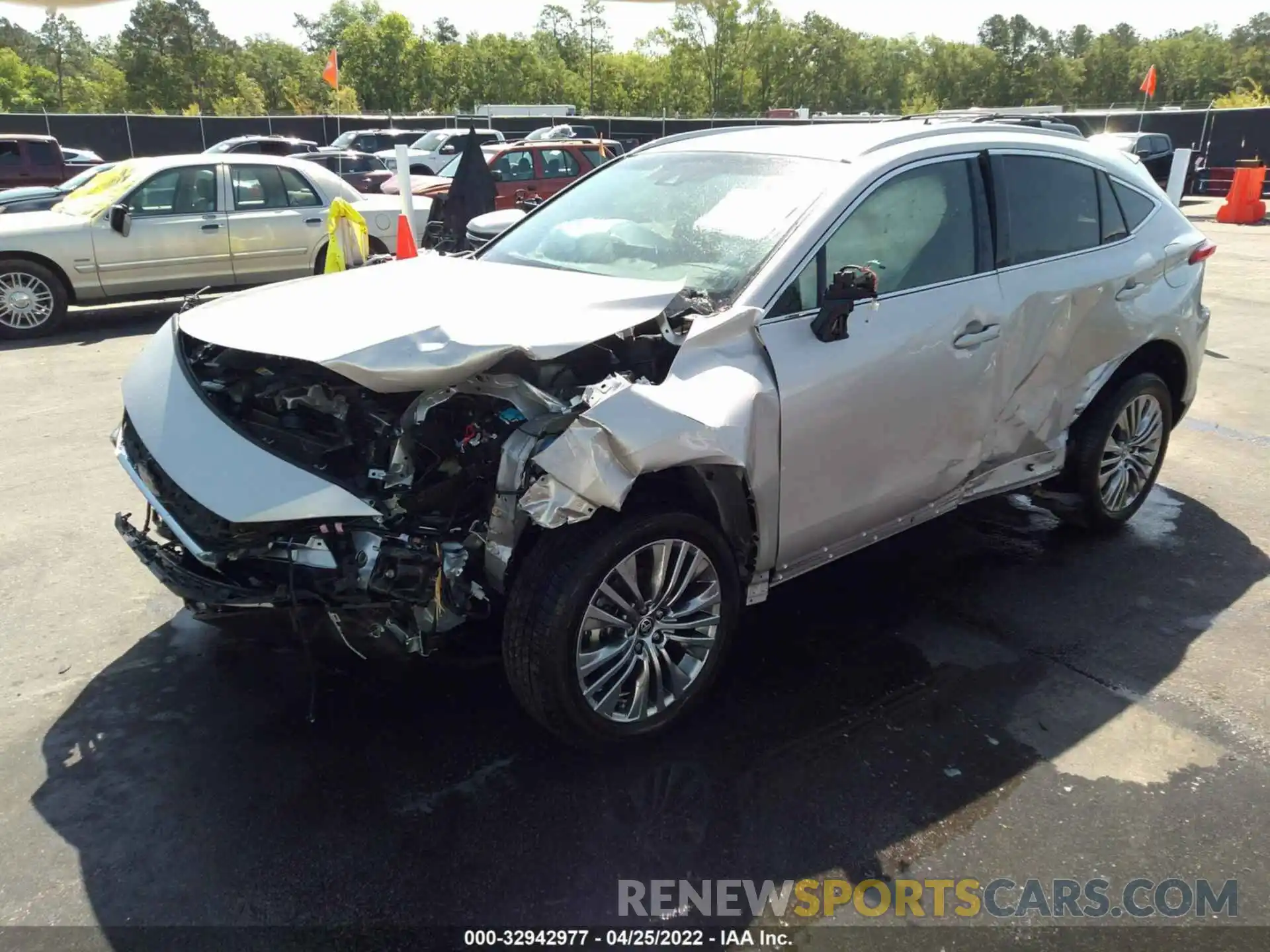 2 Photograph of a damaged car JTEAAAAHXNJ087575 TOYOTA VENZA 2022