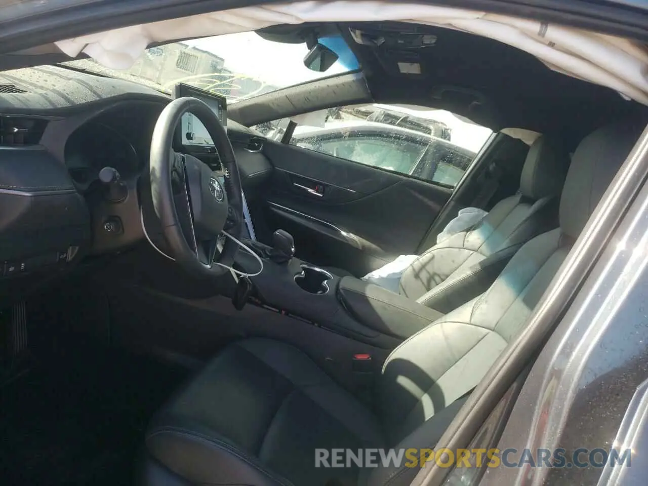 5 Photograph of a damaged car JTEAAAAHXNJ089522 TOYOTA VENZA 2022