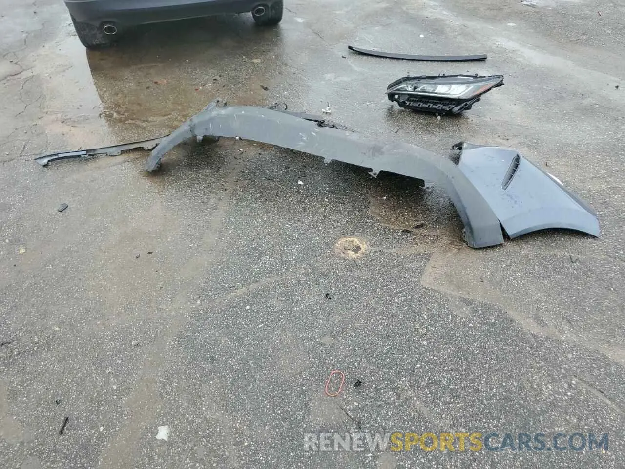 13 Photograph of a damaged car JTEAAAAHXNJ091612 TOYOTA VENZA 2022