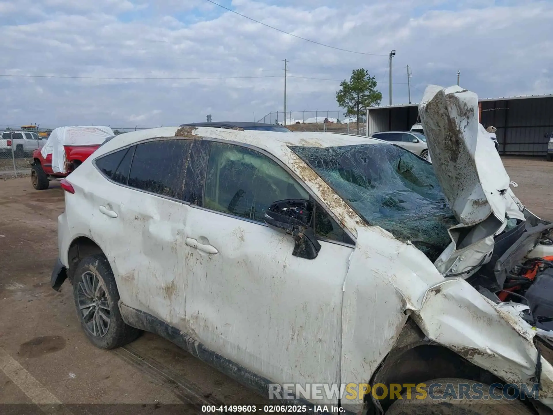 12 Photograph of a damaged car JTEAAAAHXNJ110076 TOYOTA VENZA 2022