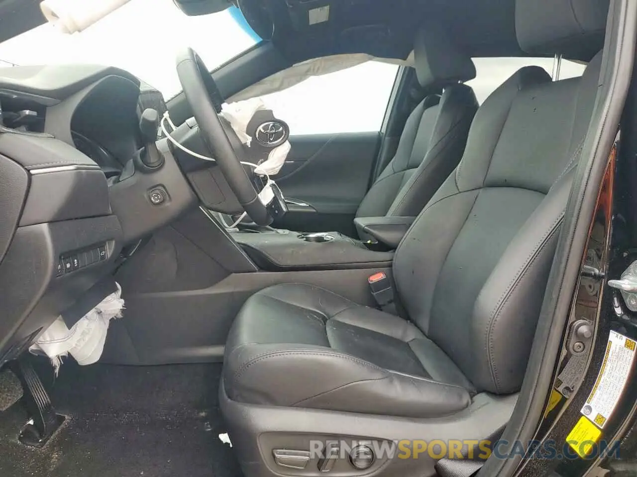 7 Photograph of a damaged car JTEAAAAH0PJ144787 TOYOTA VENZA 2023