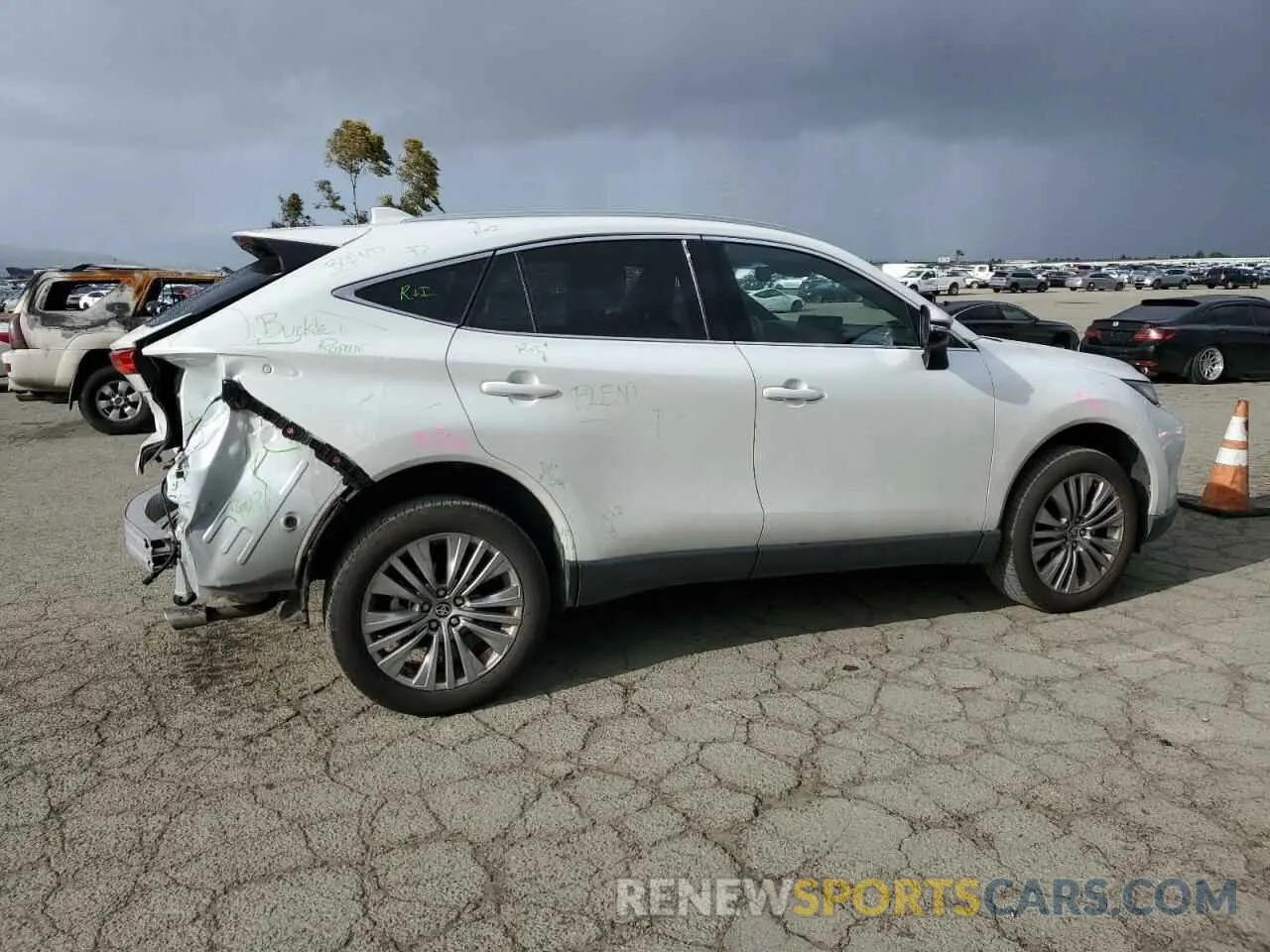 3 Photograph of a damaged car JTEAAAAH1PJ125410 TOYOTA VENZA 2023