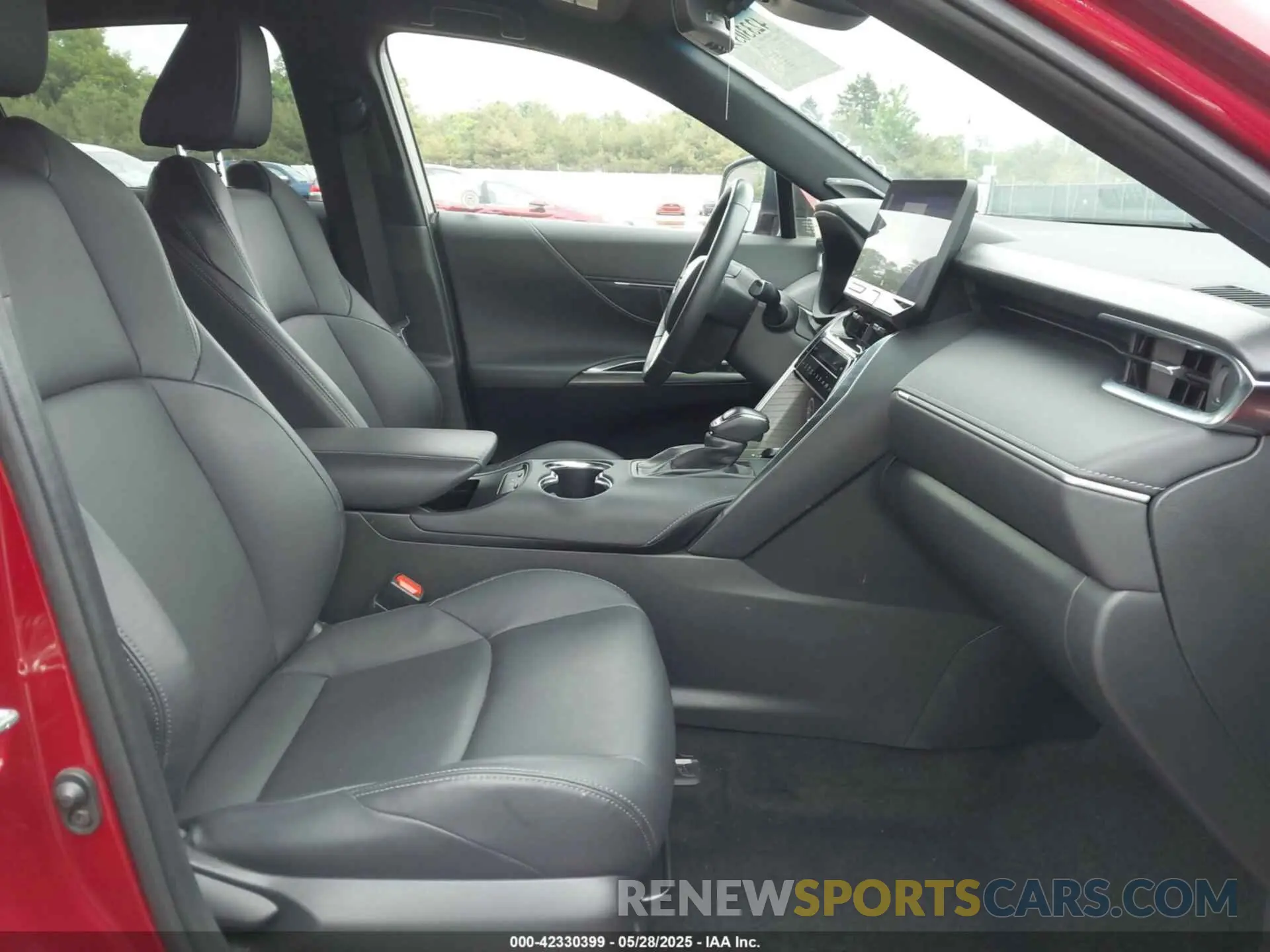 5 Photograph of a damaged car JTEAAAAH4PJ122517 TOYOTA VENZA 2023