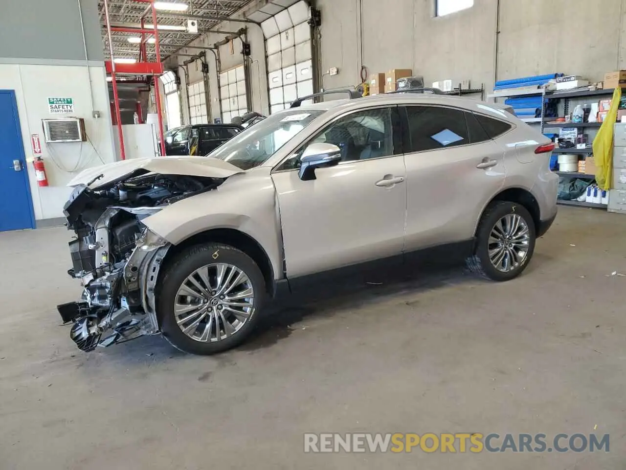 1 Photograph of a damaged car JTEAAAAH4PJ132058 TOYOTA VENZA 2023