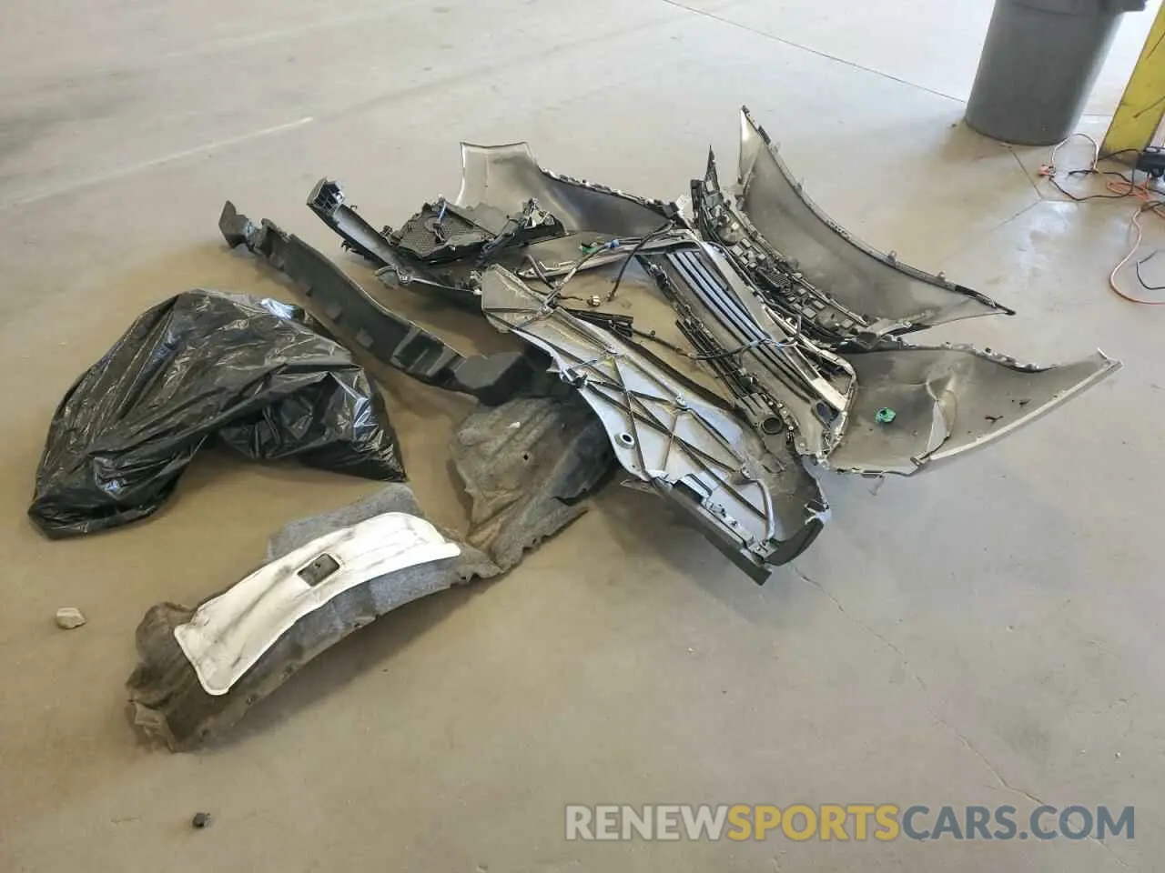 13 Photograph of a damaged car JTEAAAAH4PJ132058 TOYOTA VENZA 2023
