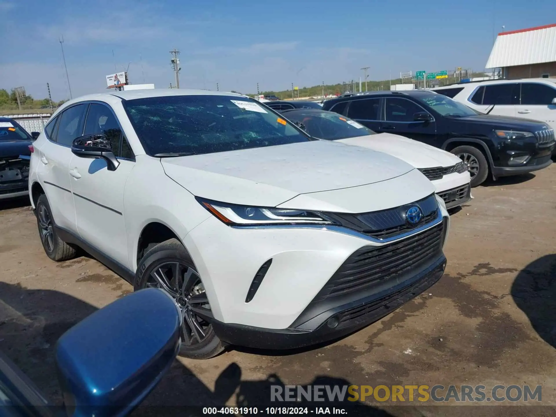 13 Photograph of a damaged car JTEAAAAH4PJ132366 TOYOTA VENZA 2023