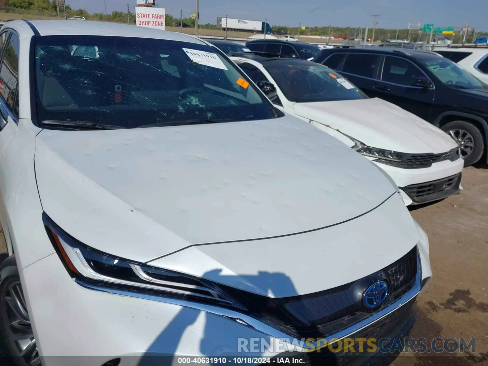 6 Photograph of a damaged car JTEAAAAH4PJ132366 TOYOTA VENZA 2023