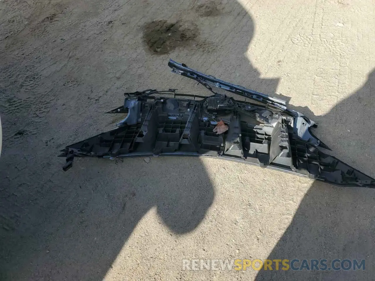 13 Photograph of a damaged car JTEAAAAH5PJ134482 TOYOTA VENZA 2023