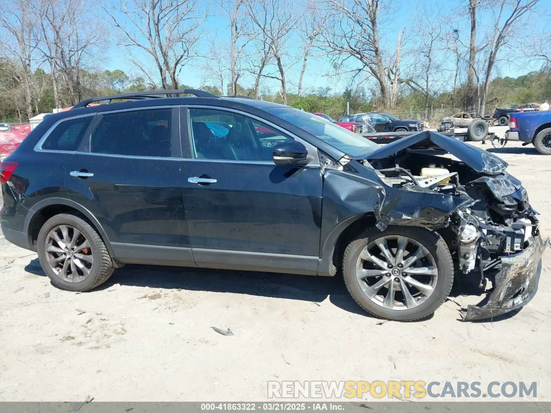 13 Photograph of a damaged car JTEAAAAH5PJ136989 TOYOTA VENZA 2023