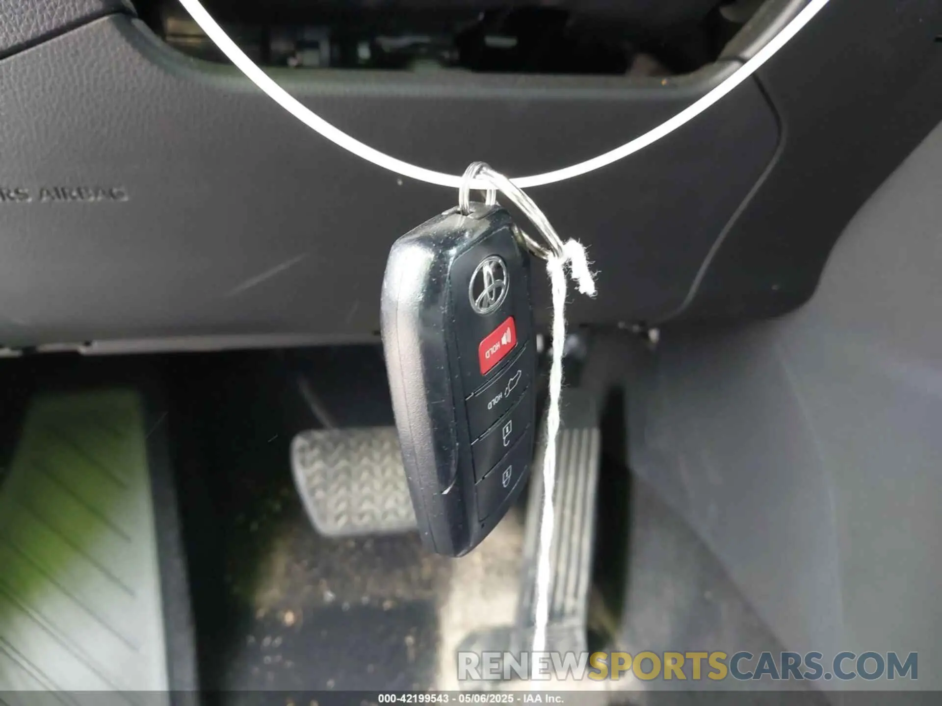 11 Photograph of a damaged car JTEAAAAH5PJ150438 TOYOTA VENZA 2023