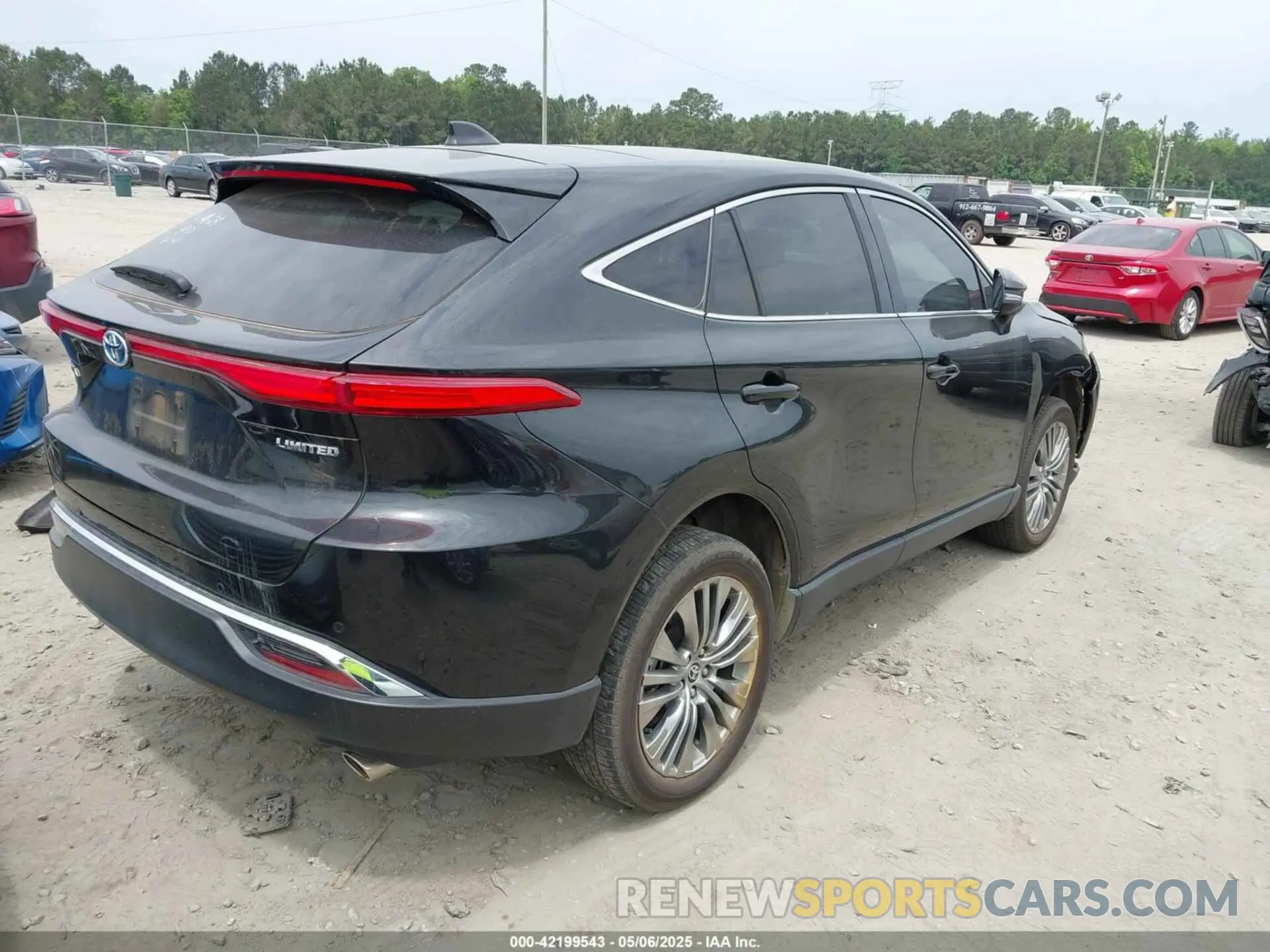 4 Photograph of a damaged car JTEAAAAH5PJ150438 TOYOTA VENZA 2023