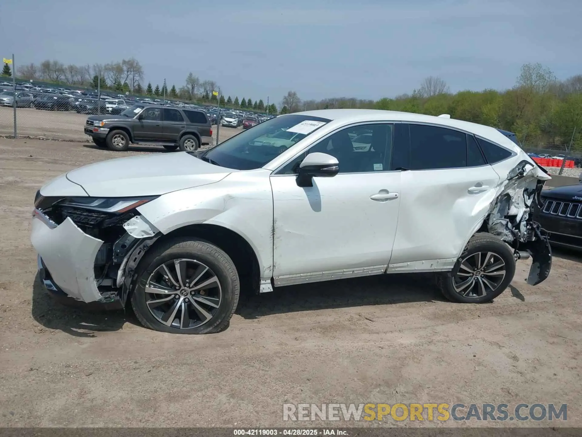 15 Photograph of a damaged car JTEAAAAH7PJ119708 TOYOTA VENZA 2023