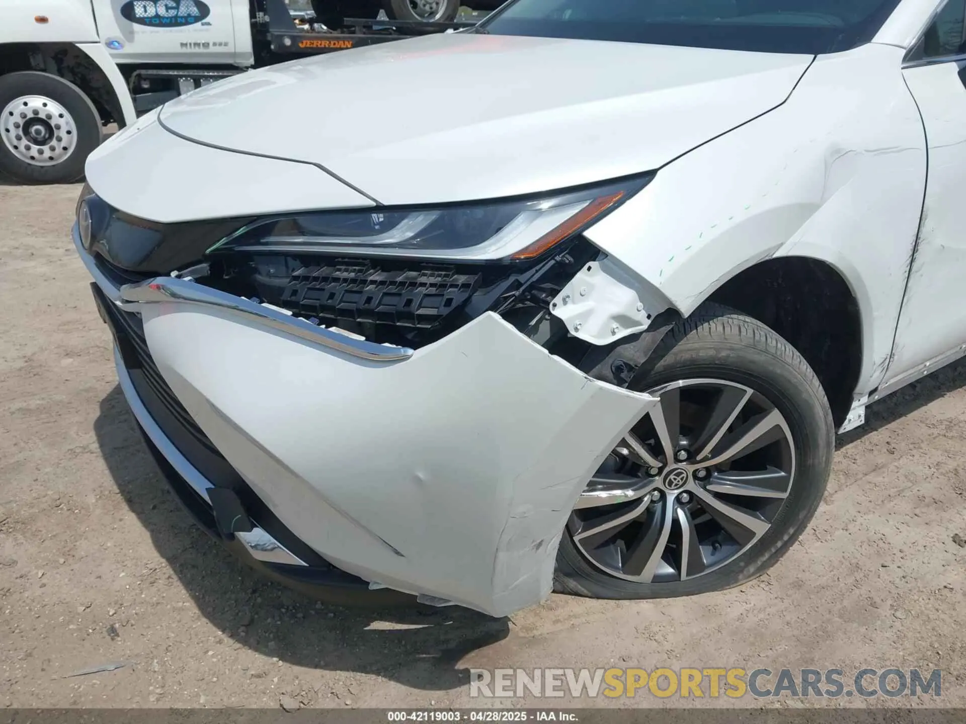 6 Photograph of a damaged car JTEAAAAH7PJ119708 TOYOTA VENZA 2023