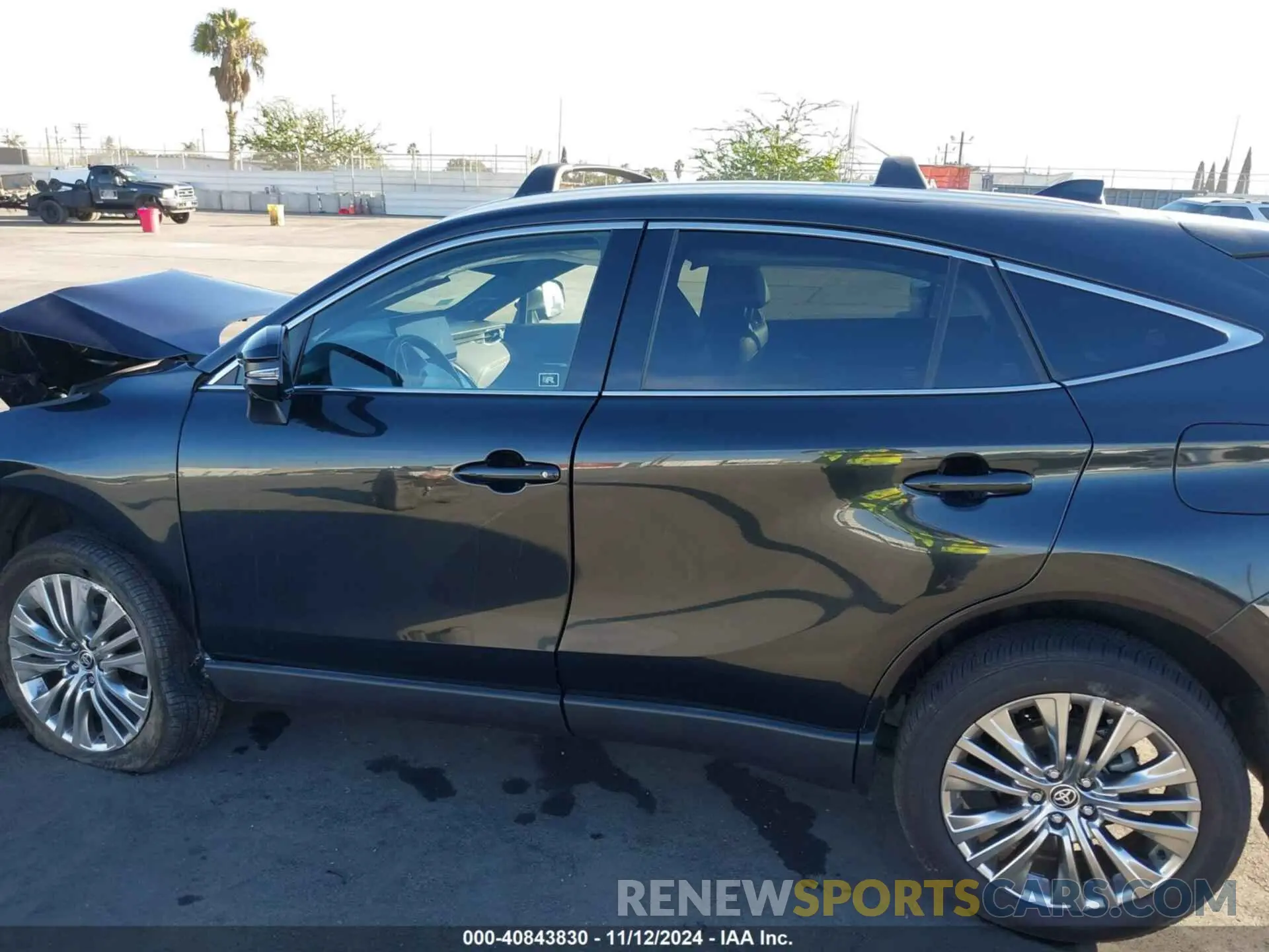 15 Photograph of a damaged car JTEAAAAH7PJ121698 TOYOTA VENZA 2023