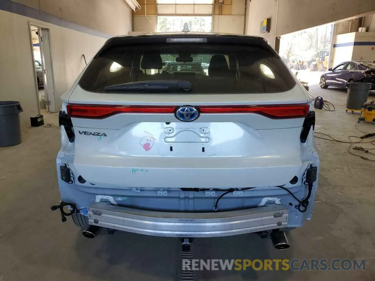 6 Photograph of a damaged car JTEAAAAH8PJ126957 TOYOTA VENZA 2023
