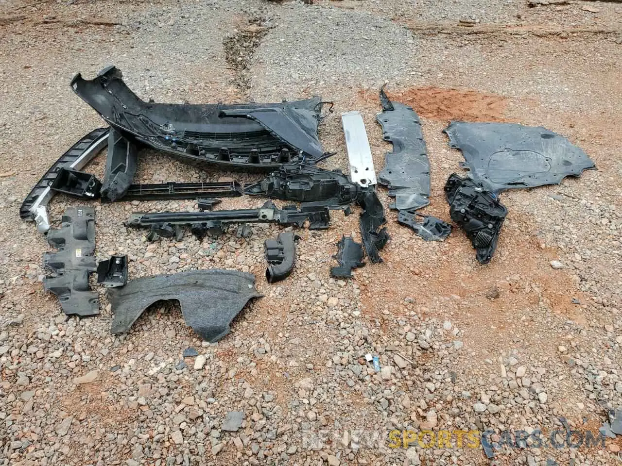 13 Photograph of a damaged car JTEAAAAH8PJ140518 TOYOTA VENZA 2023