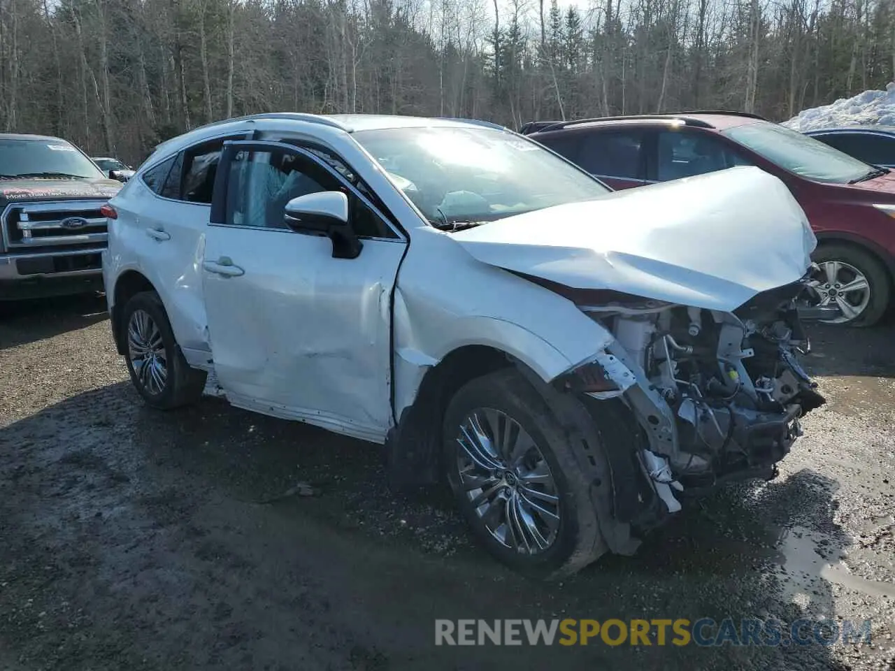 4 Photograph of a damaged car JTEAAAAH8PJ141152 TOYOTA VENZA 2023