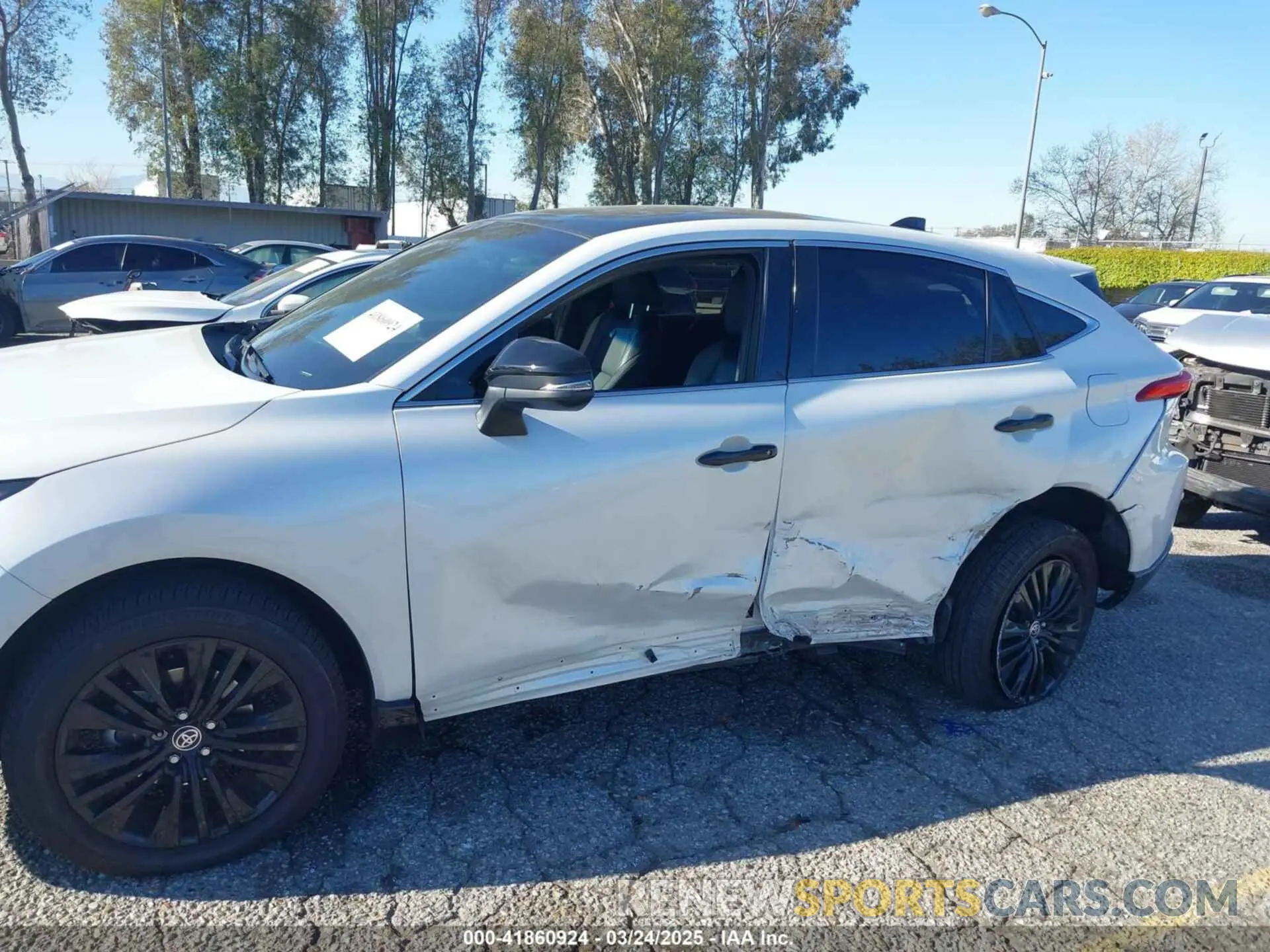 6 Photograph of a damaged car JTEAAAAH8PJ144374 TOYOTA VENZA 2023