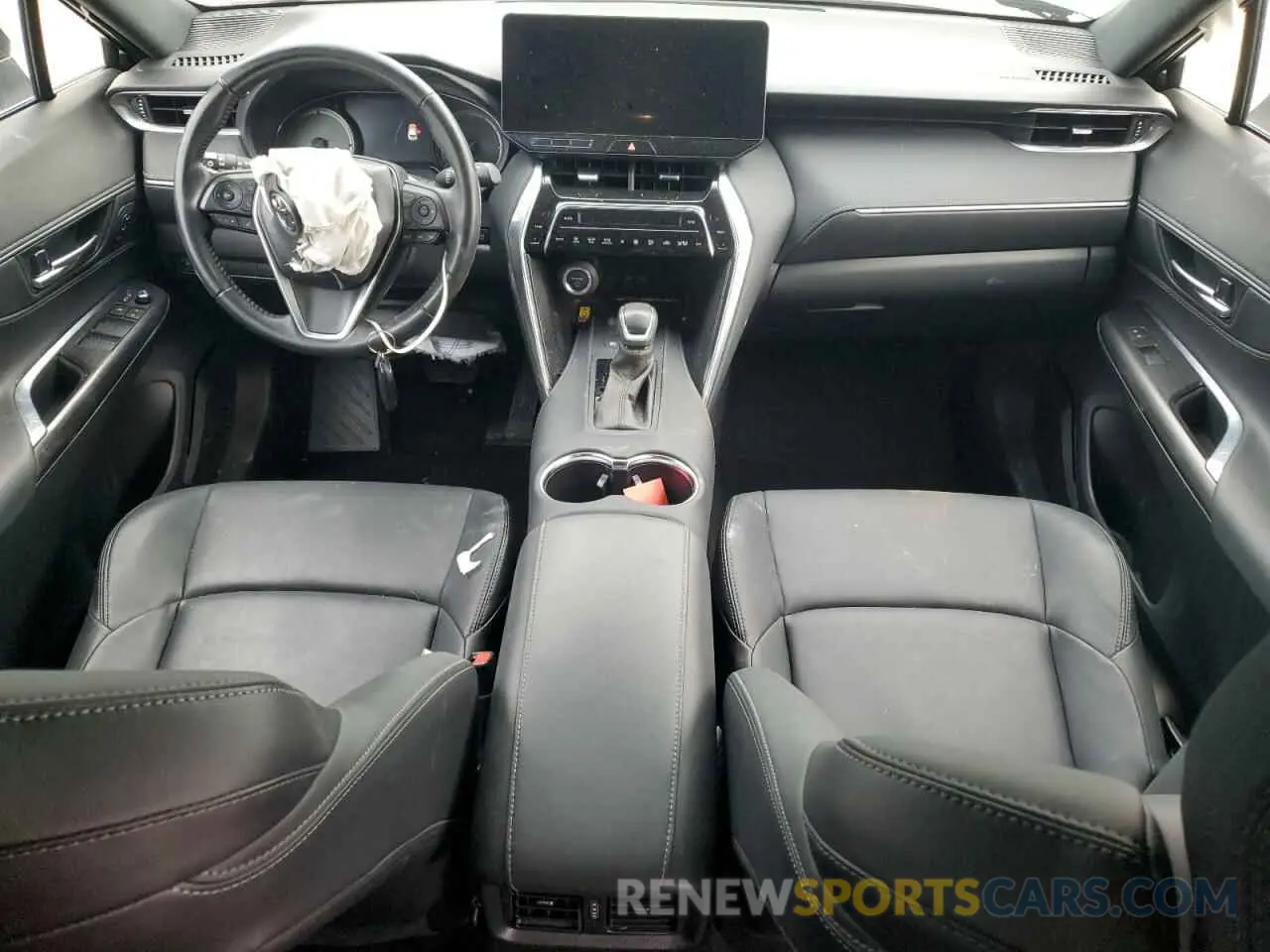 8 Photograph of a damaged car JTEAAAAH9PJ123694 TOYOTA VENZA 2023