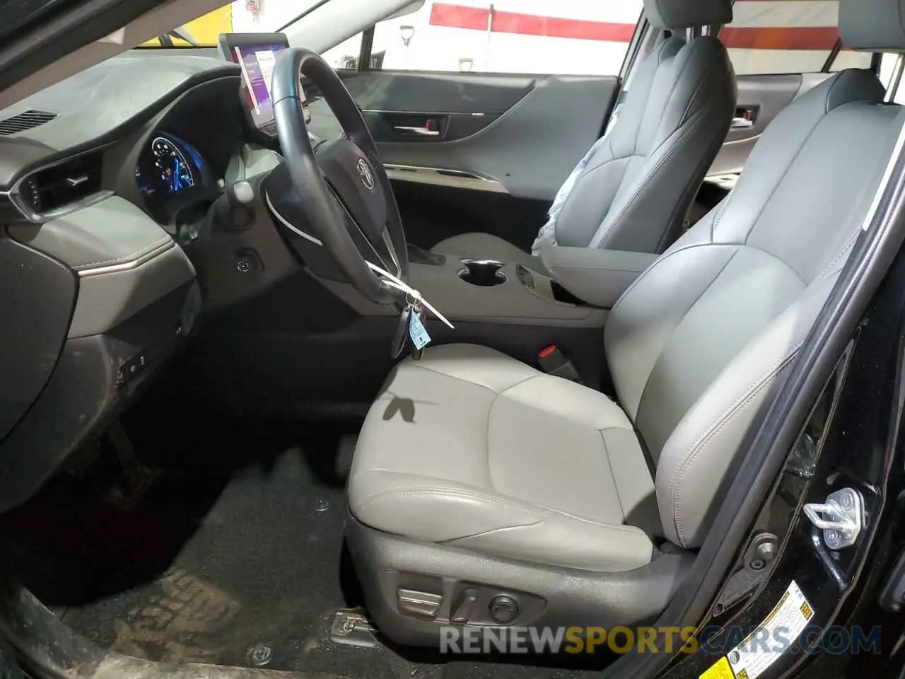 7 Photograph of a damaged car JTEAAAAH9PJ125011 TOYOTA VENZA 2023