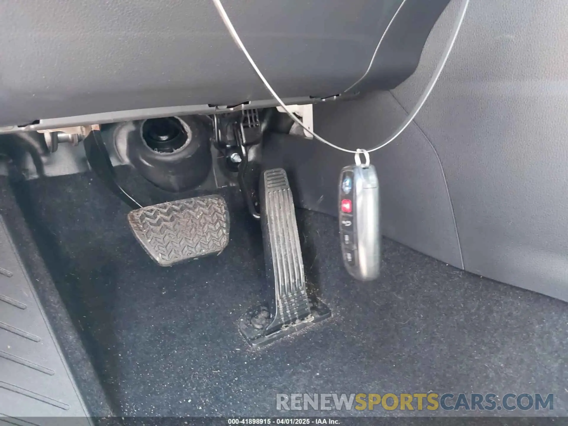11 Photograph of a damaged car JTEAAAAHXPJ123705 TOYOTA VENZA 2023