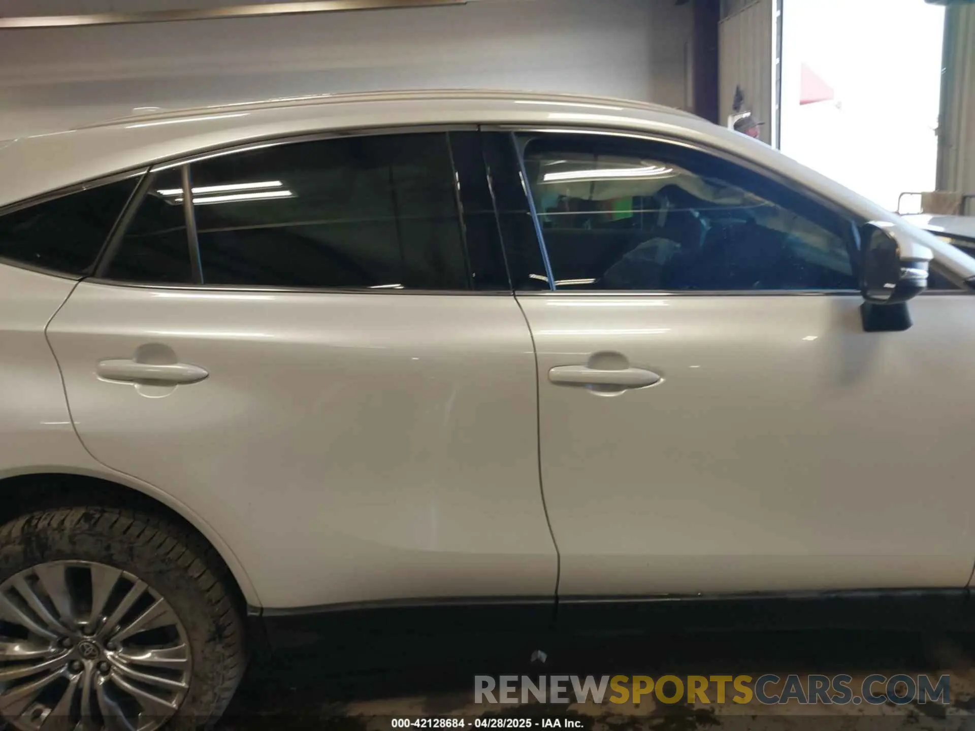 13 Photograph of a damaged car JTEAAAAHXPJ130945 TOYOTA VENZA 2023