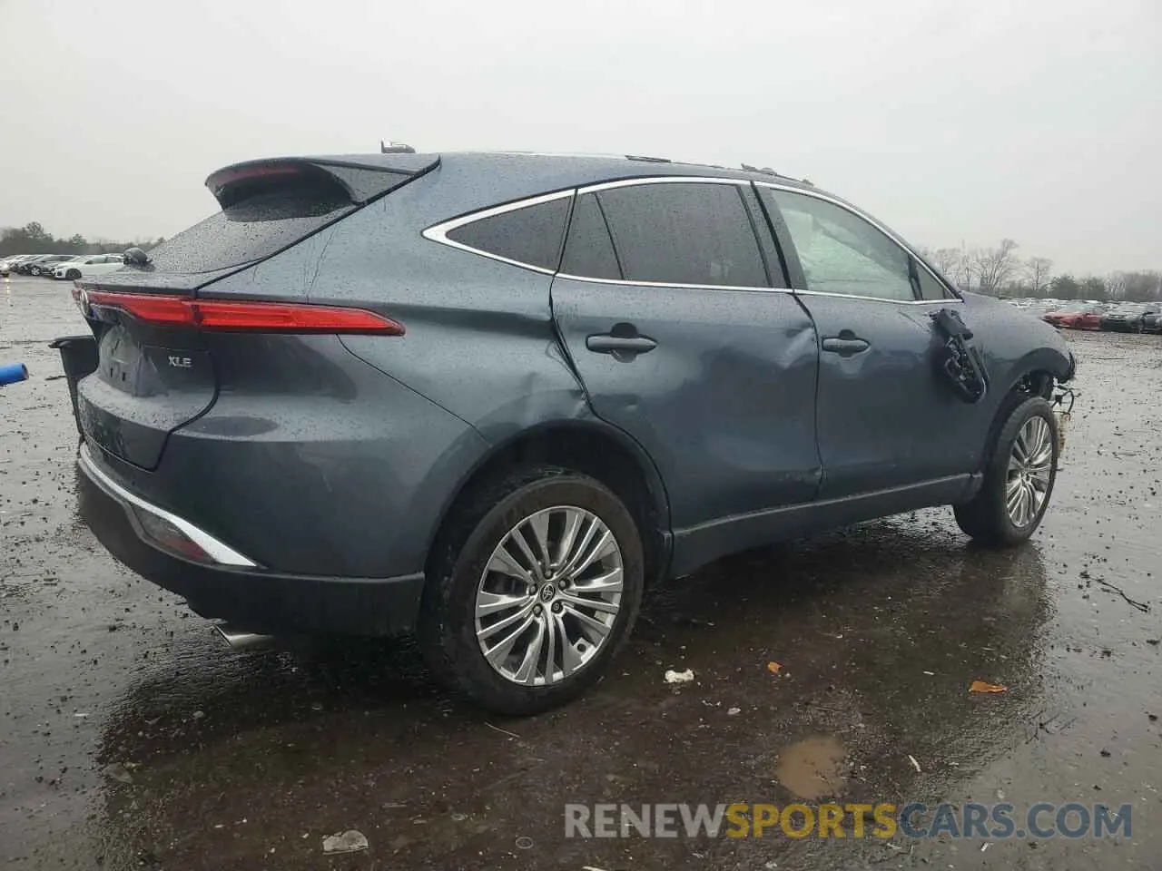 3 Photograph of a damaged car JTEAAAAHXPJ131318 TOYOTA VENZA 2023