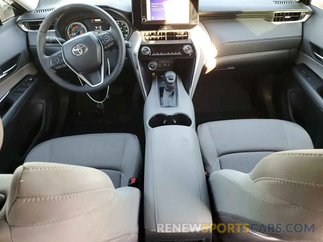8 Photograph of a damaged car JTEAAAAH0RJ183947 TOYOTA VENZA 2024