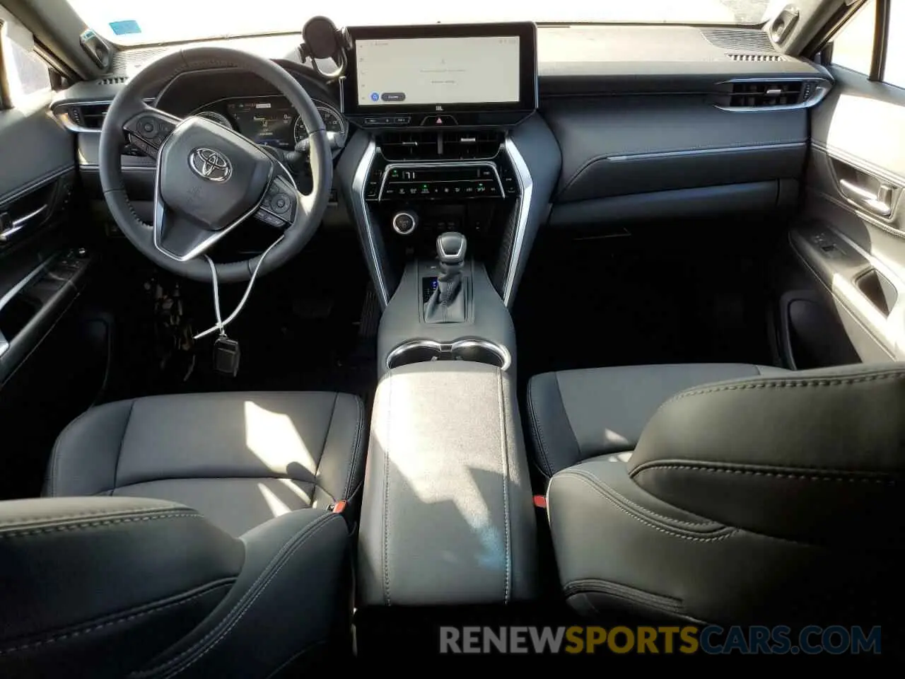 8 Photograph of a damaged car JTEAAAAH1RJ158460 TOYOTA VENZA 2024