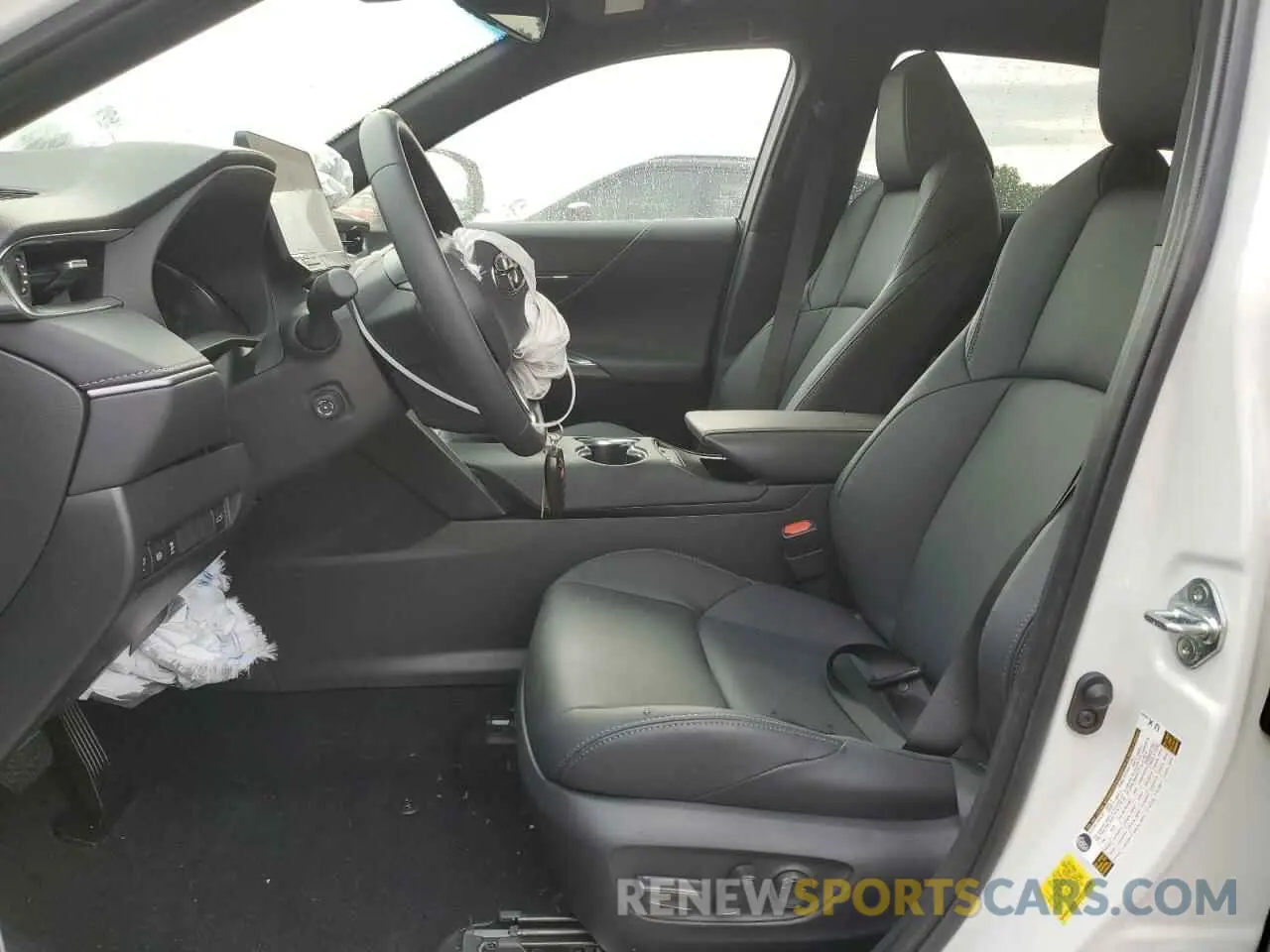 7 Photograph of a damaged car JTEAAAAH2RJ167930 TOYOTA VENZA 2024