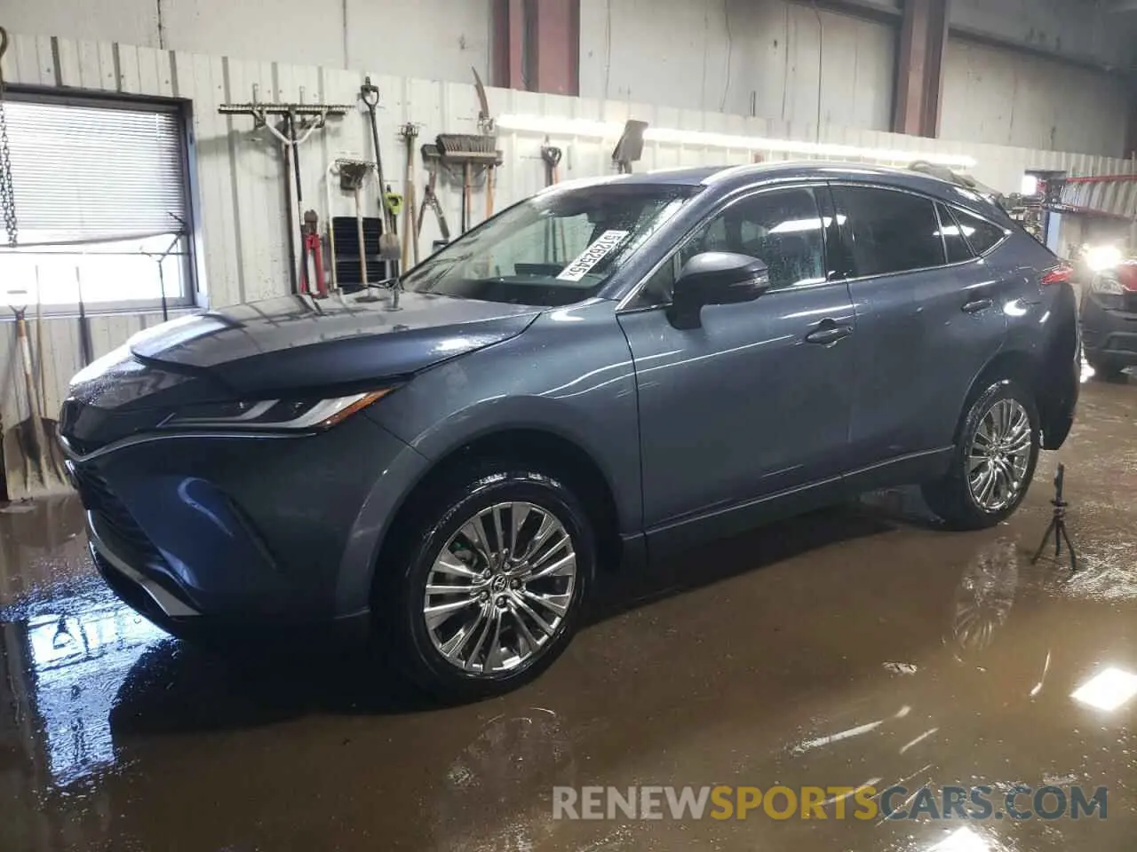 1 Photograph of a damaged car JTEAAAAH2RJ183481 TOYOTA VENZA 2024
