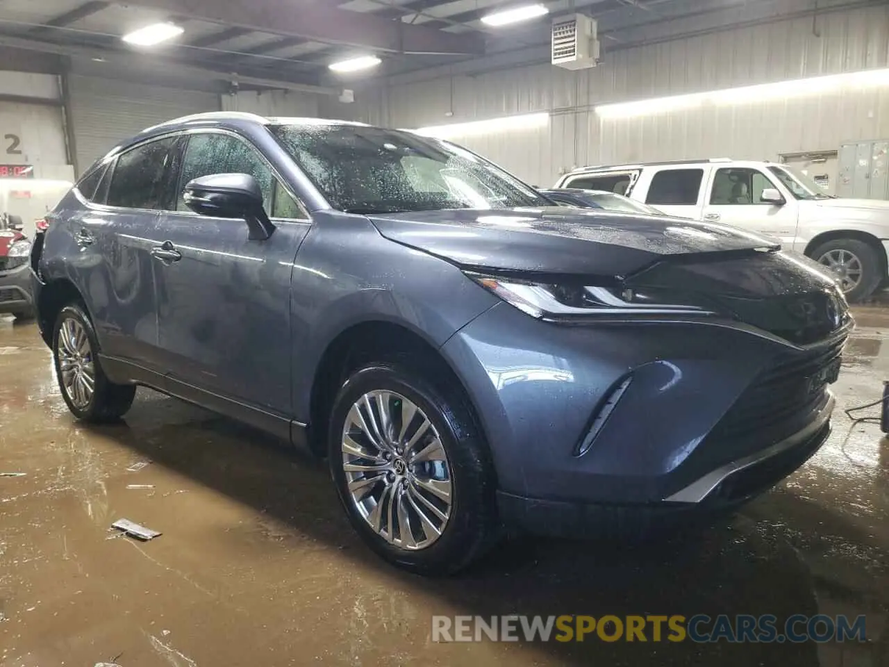 4 Photograph of a damaged car JTEAAAAH2RJ183481 TOYOTA VENZA 2024