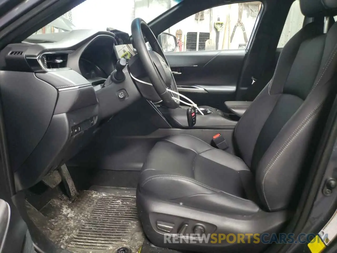 7 Photograph of a damaged car JTEAAAAH2RJ183481 TOYOTA VENZA 2024