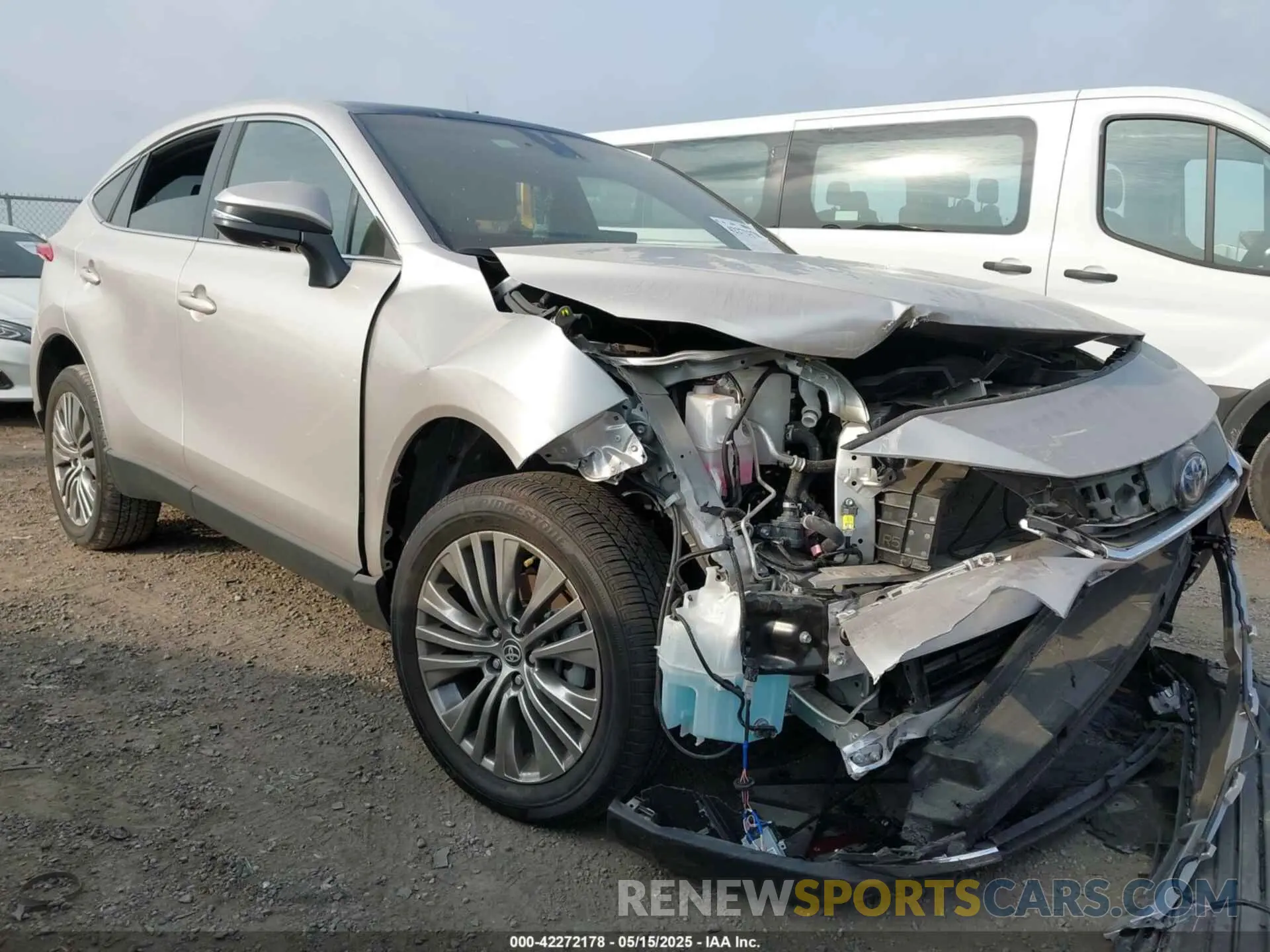 1 Photograph of a damaged car JTEAAAAH2RJ183948 TOYOTA VENZA 2024