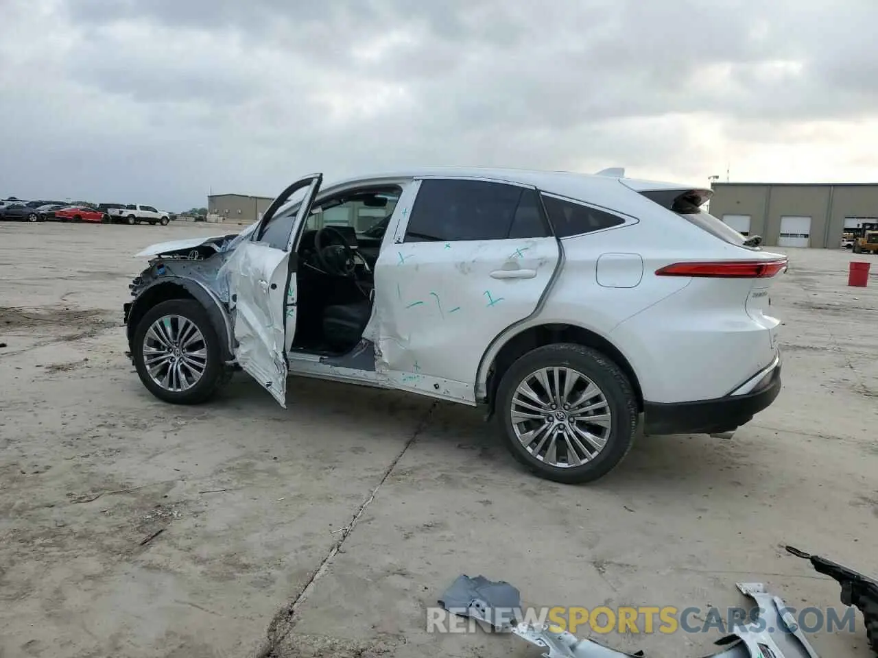 2 Photograph of a damaged car JTEAAAAH3RJ153213 TOYOTA VENZA 2024