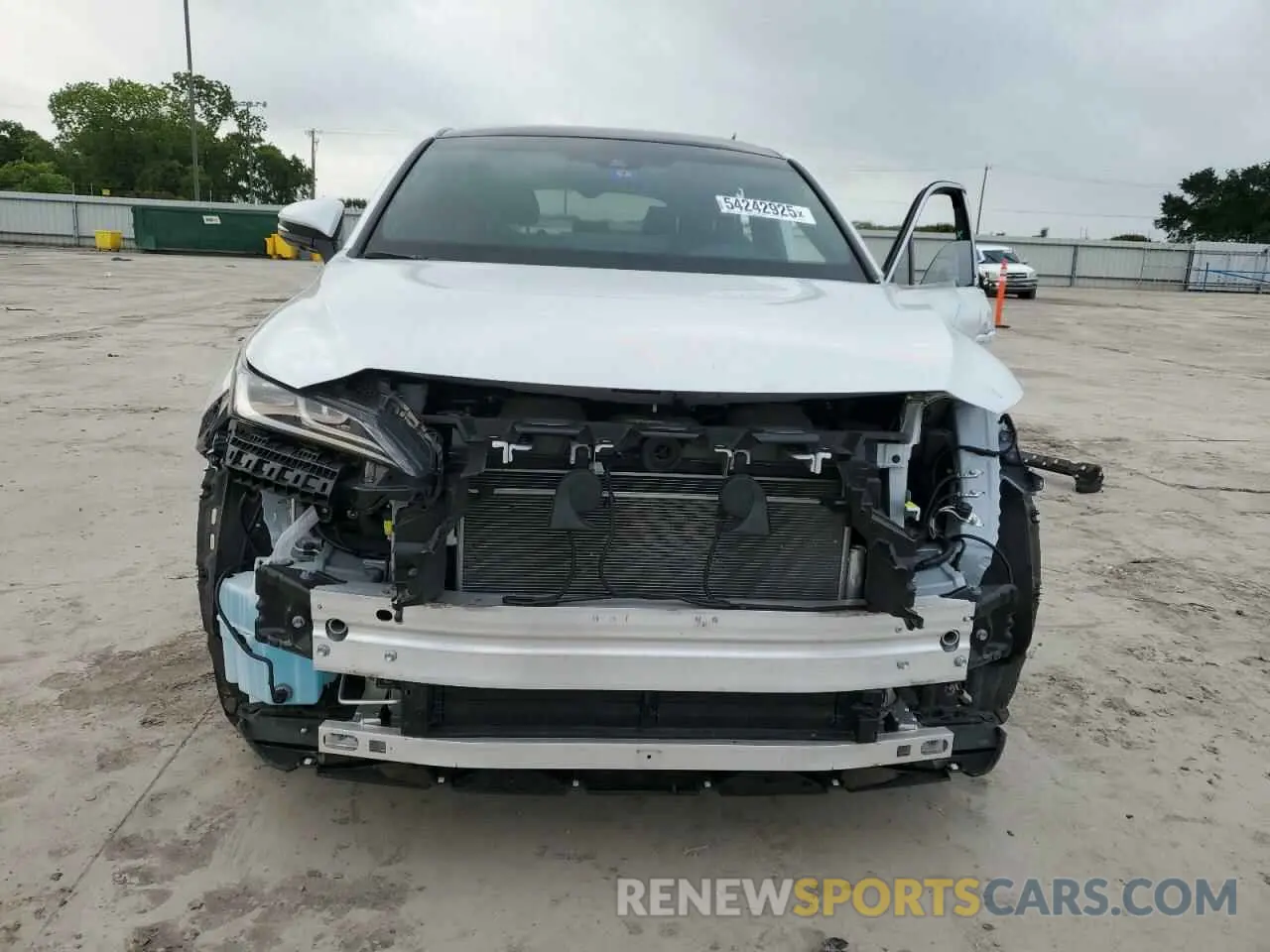 5 Photograph of a damaged car JTEAAAAH3RJ153213 TOYOTA VENZA 2024
