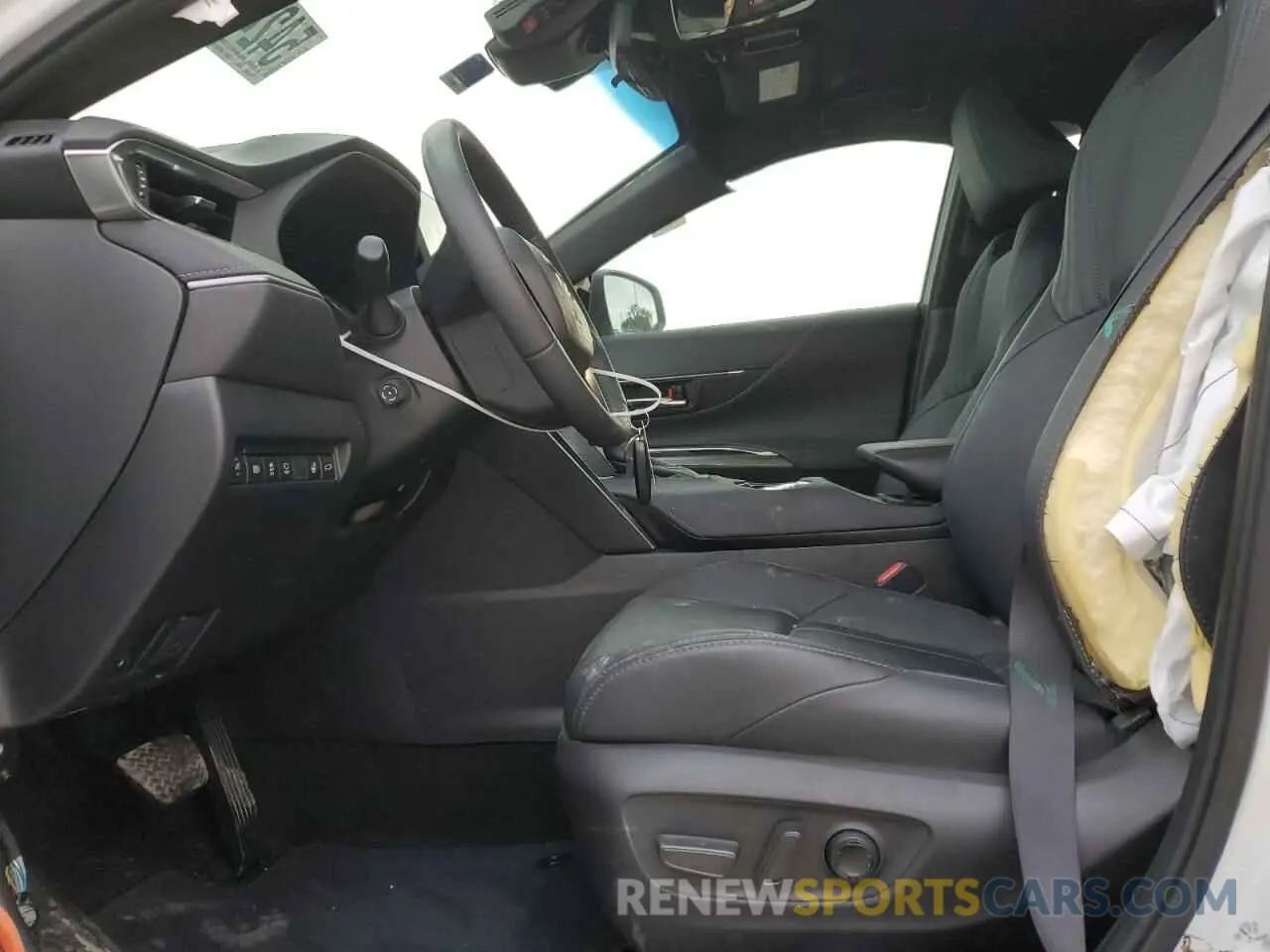 7 Photograph of a damaged car JTEAAAAH3RJ153213 TOYOTA VENZA 2024