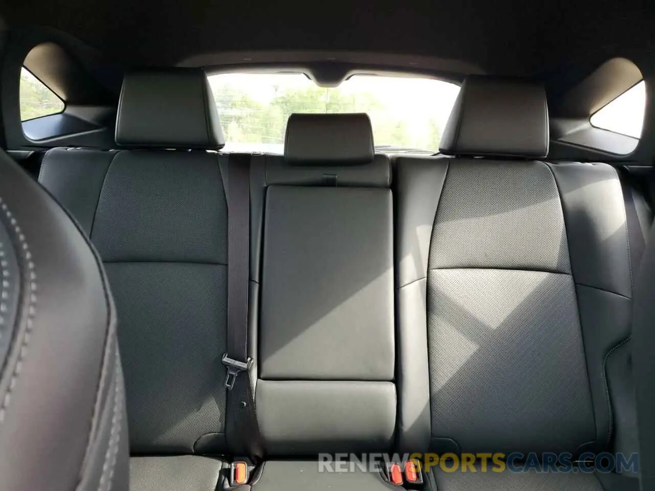 10 Photograph of a damaged car JTEAAAAH3RJ170724 TOYOTA VENZA 2024