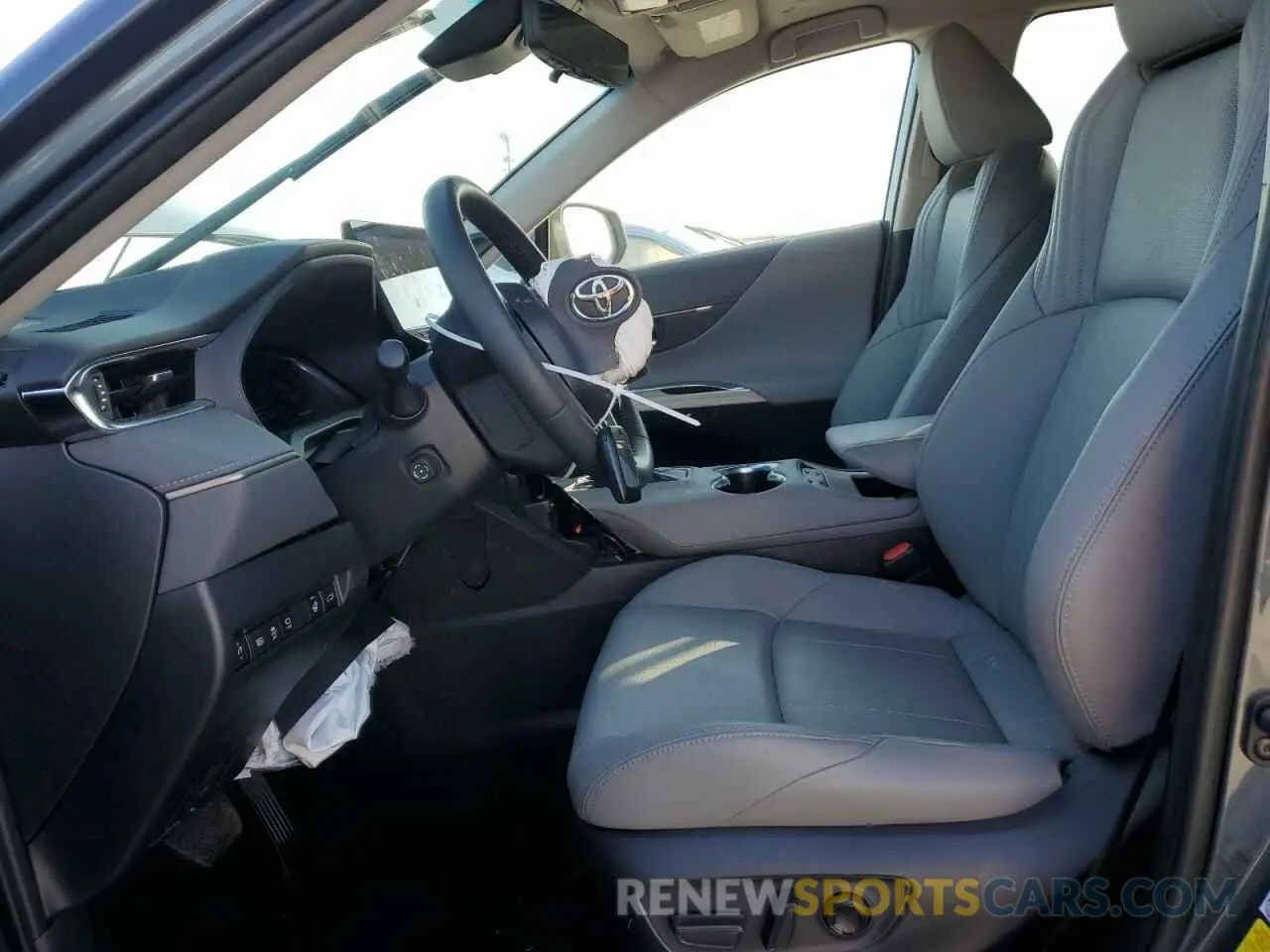 7 Photograph of a damaged car JTEAAAAH3RJ177916 TOYOTA VENZA 2024